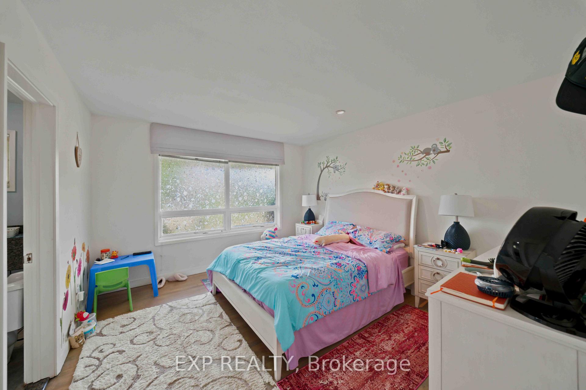 Photo 26 of 304 Roger Road, Ottawa, Alta Vista/Faircrest Heights — HOMEH
