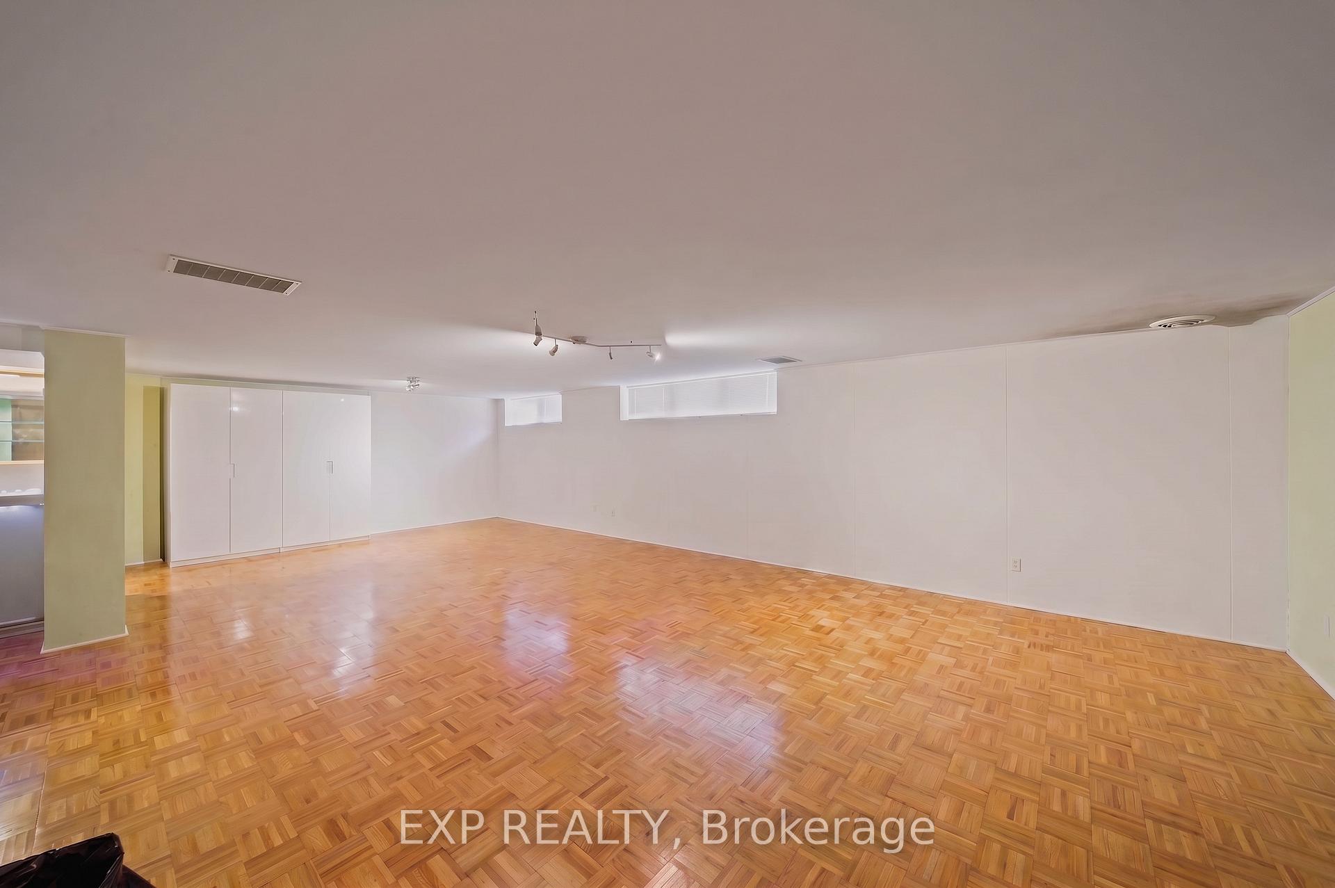 Photo 35 of 304 Roger Road, Ottawa, Alta Vista/Faircrest Heights — HOMEH