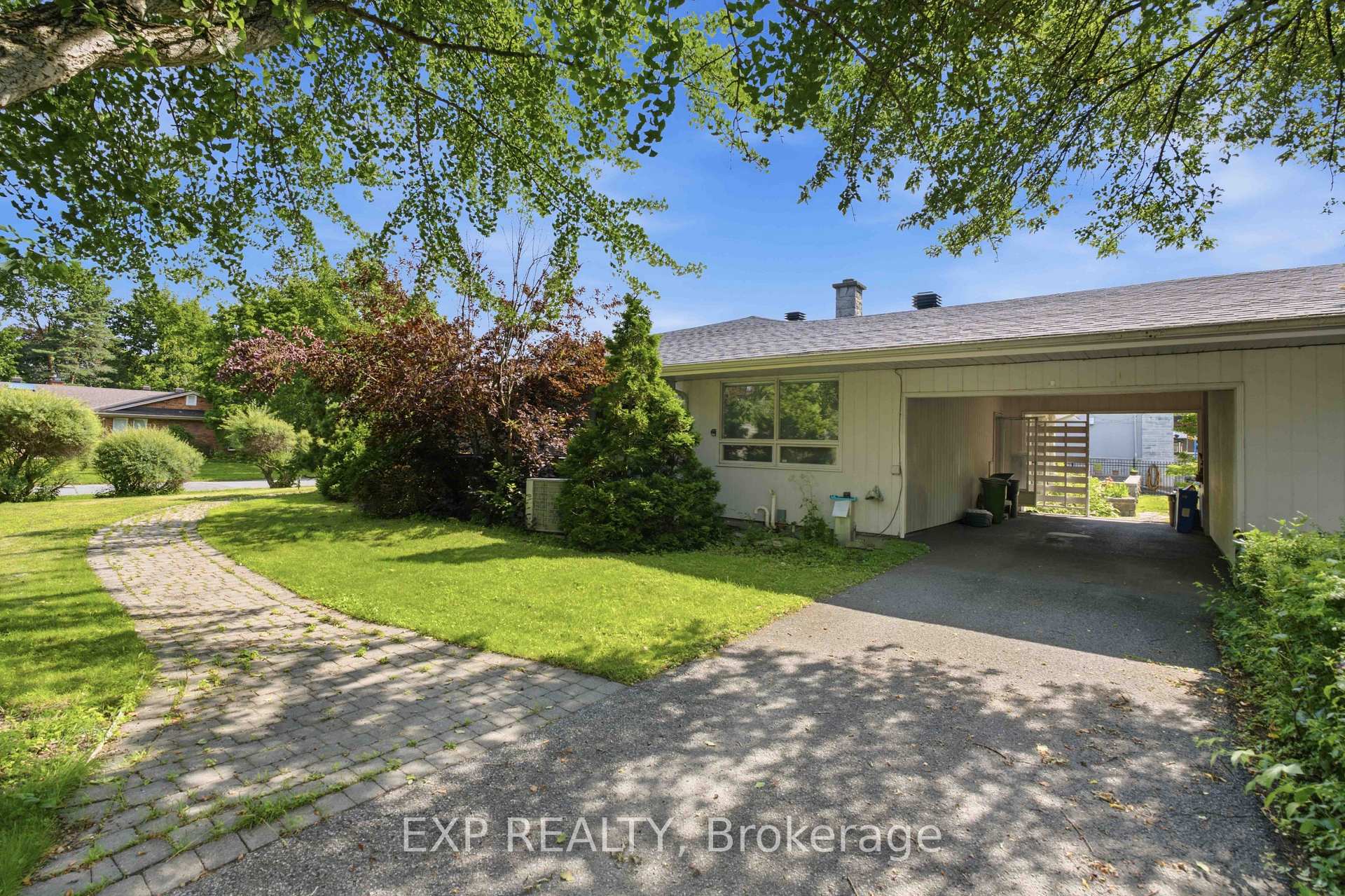 Photo 45 of 304 Roger Road, Ottawa, Alta Vista/Faircrest Heights — HOMEH