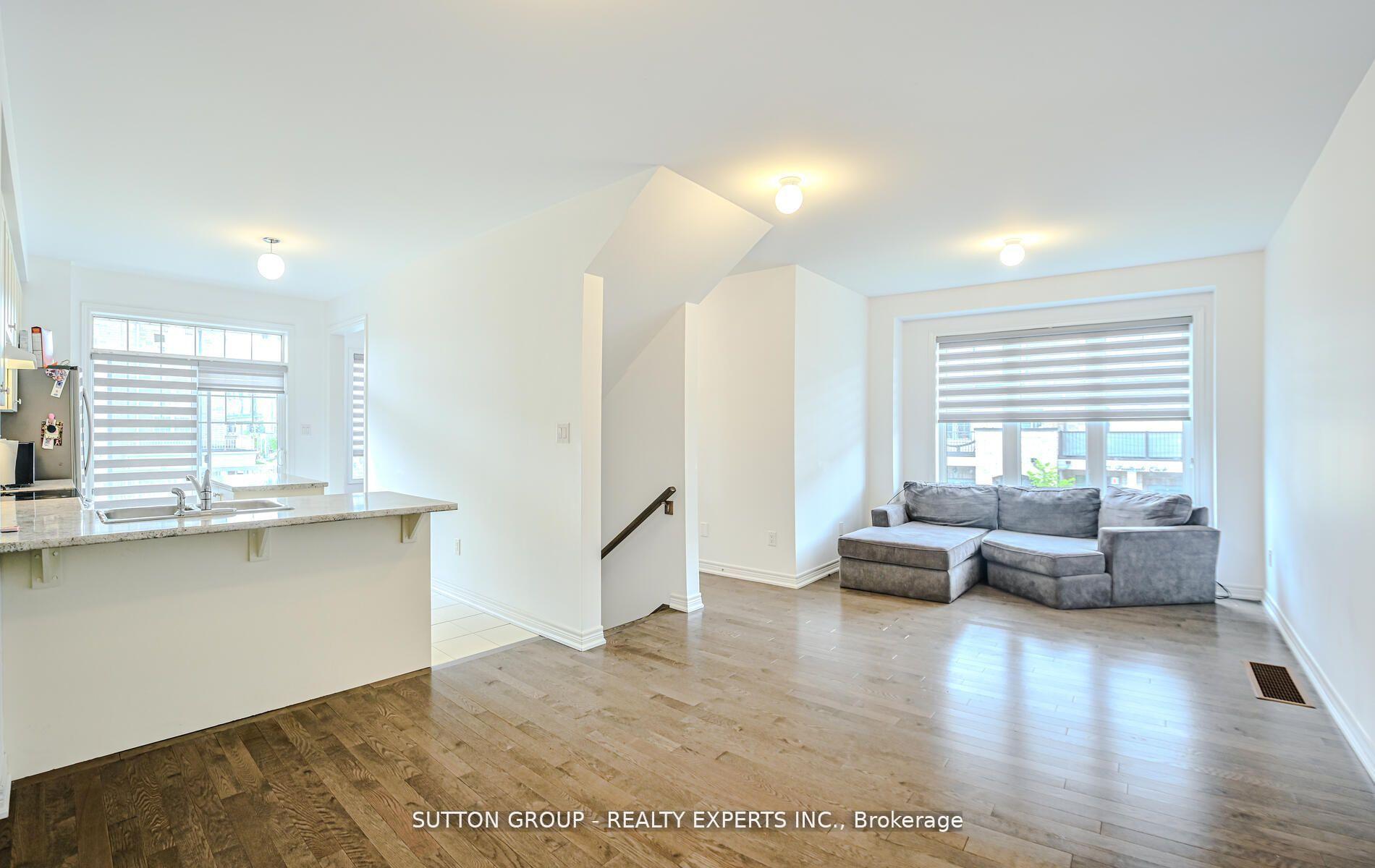 Photo 40 of 65 Fruitvale Circle, Brampton, Northwest Brampton — HOMEH