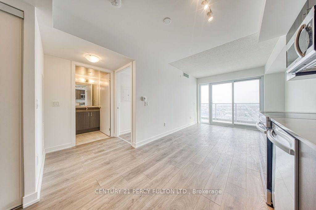 Photo 9 of Unit 2303, 1010 Sandy Beach Road, Pickering, Bay Ridges — HOMEH