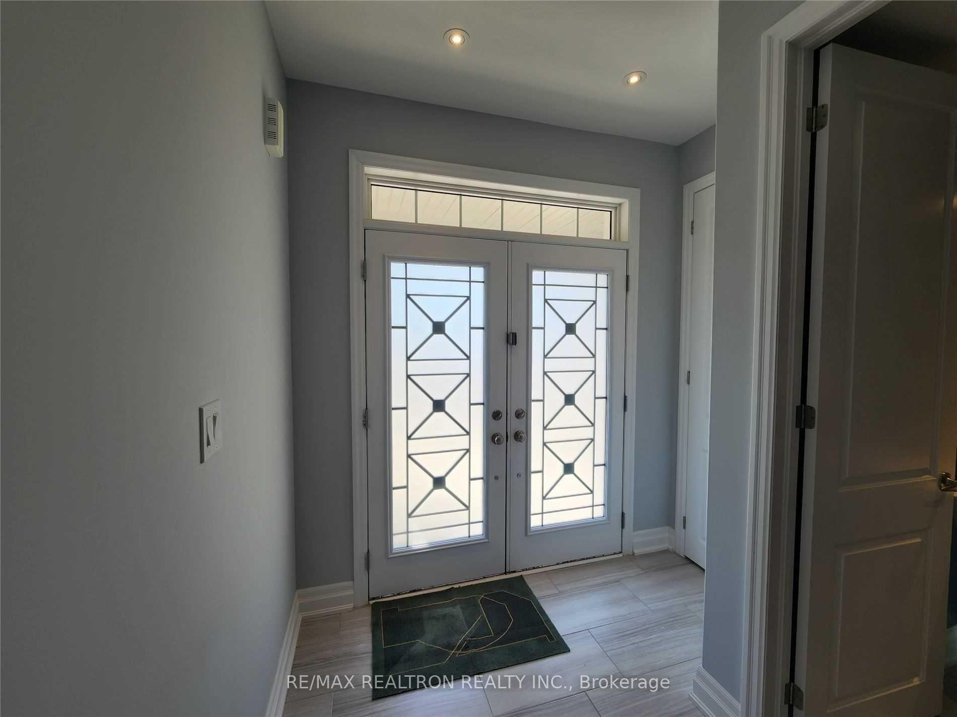 Photo 2 of 223 Thomas Phillips Drive, Aurora, Rural Aurora — HOMEH
