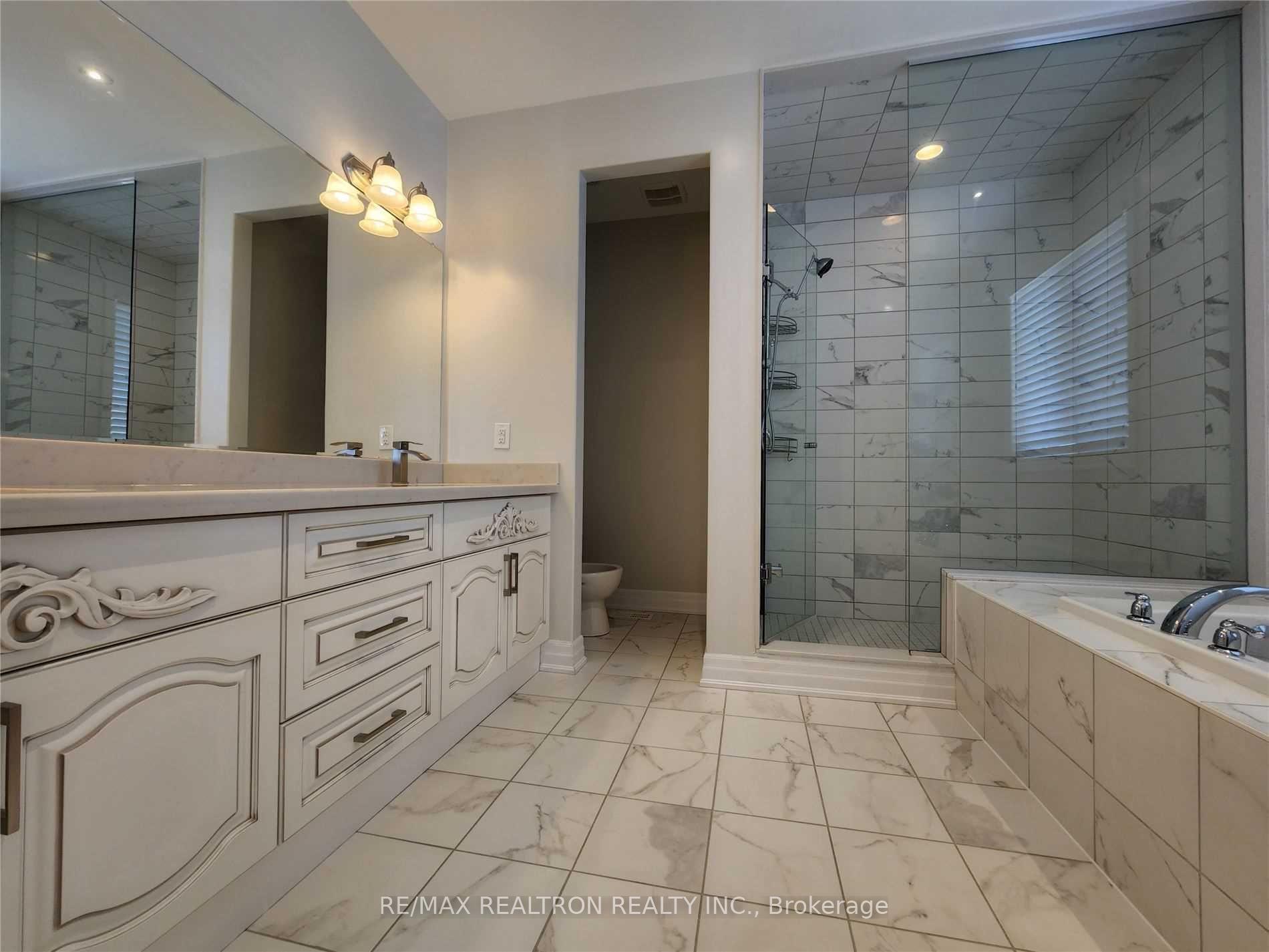 Photo 32 of 223 Thomas Phillips Drive, Aurora, Rural Aurora — HOMEH