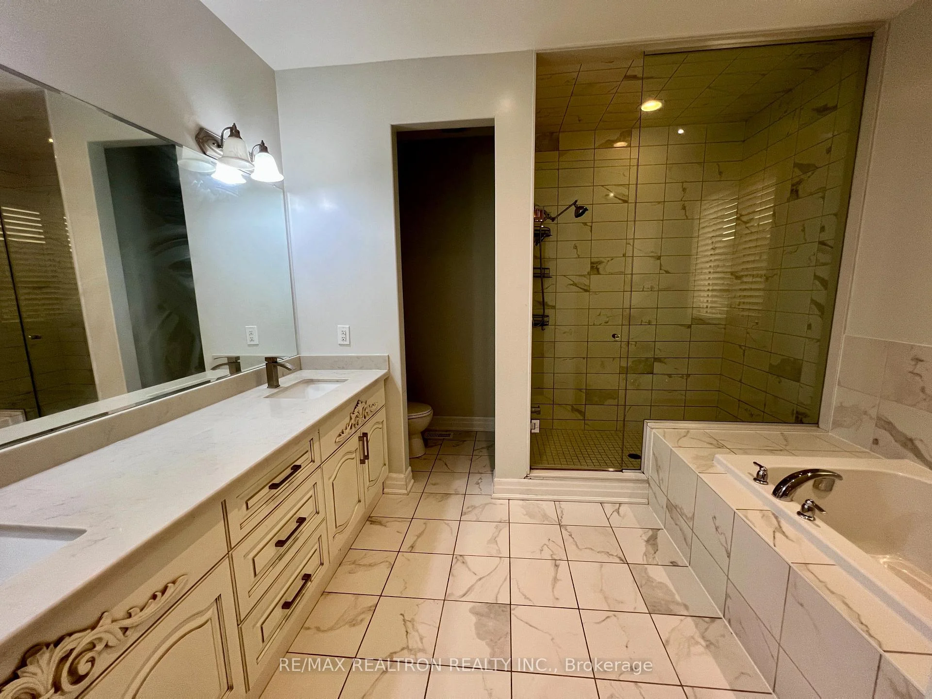 Photo 36 of 223 Thomas Phillips Drive, Aurora, Rural Aurora — HOMEH