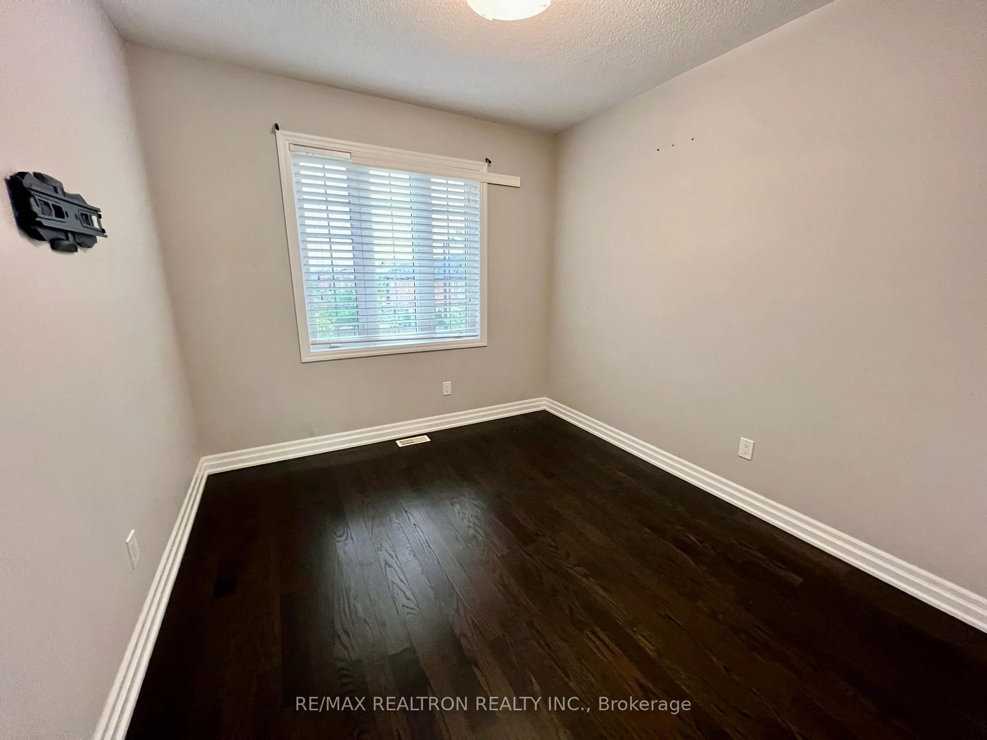 Photo 40 of 223 Thomas Phillips Drive, Aurora, Rural Aurora — HOMEH