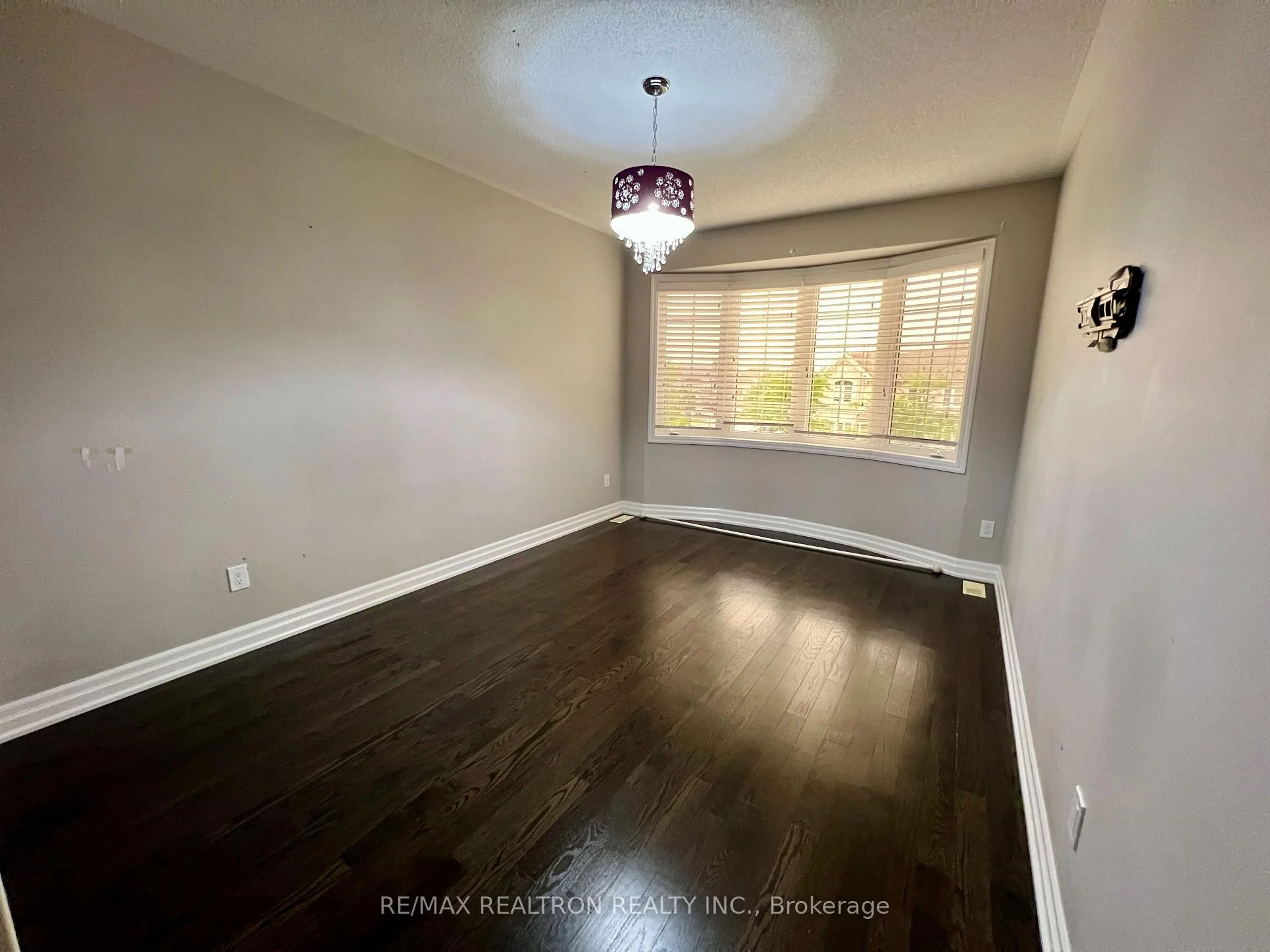 Photo 43 of 223 Thomas Phillips Drive, Aurora, Rural Aurora — HOMEH