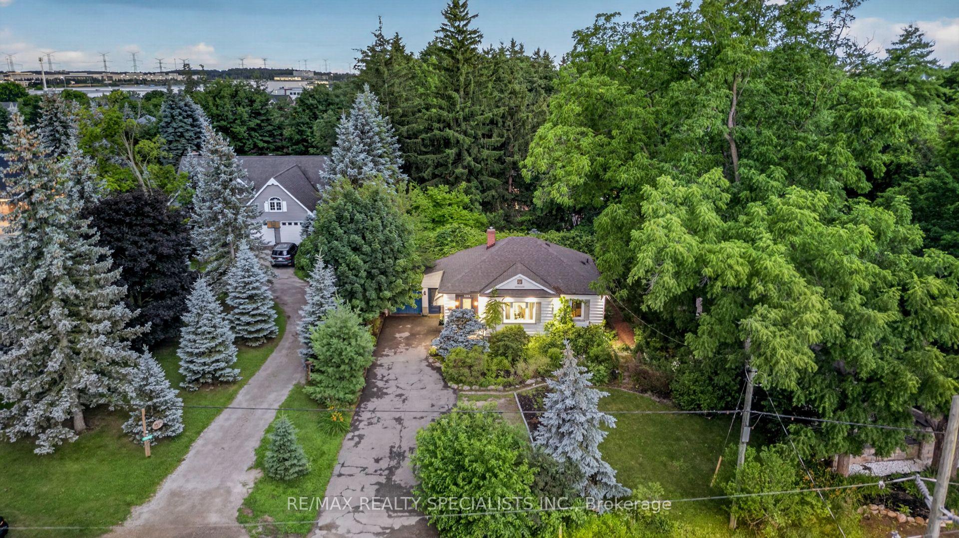 Front of 7596 Creditview Road