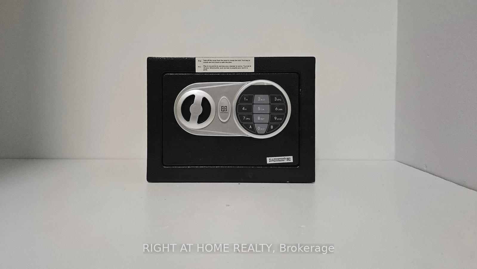 Photo 12 of 61 Gladys Road, Scarborough, Highland Creek — HOMEH