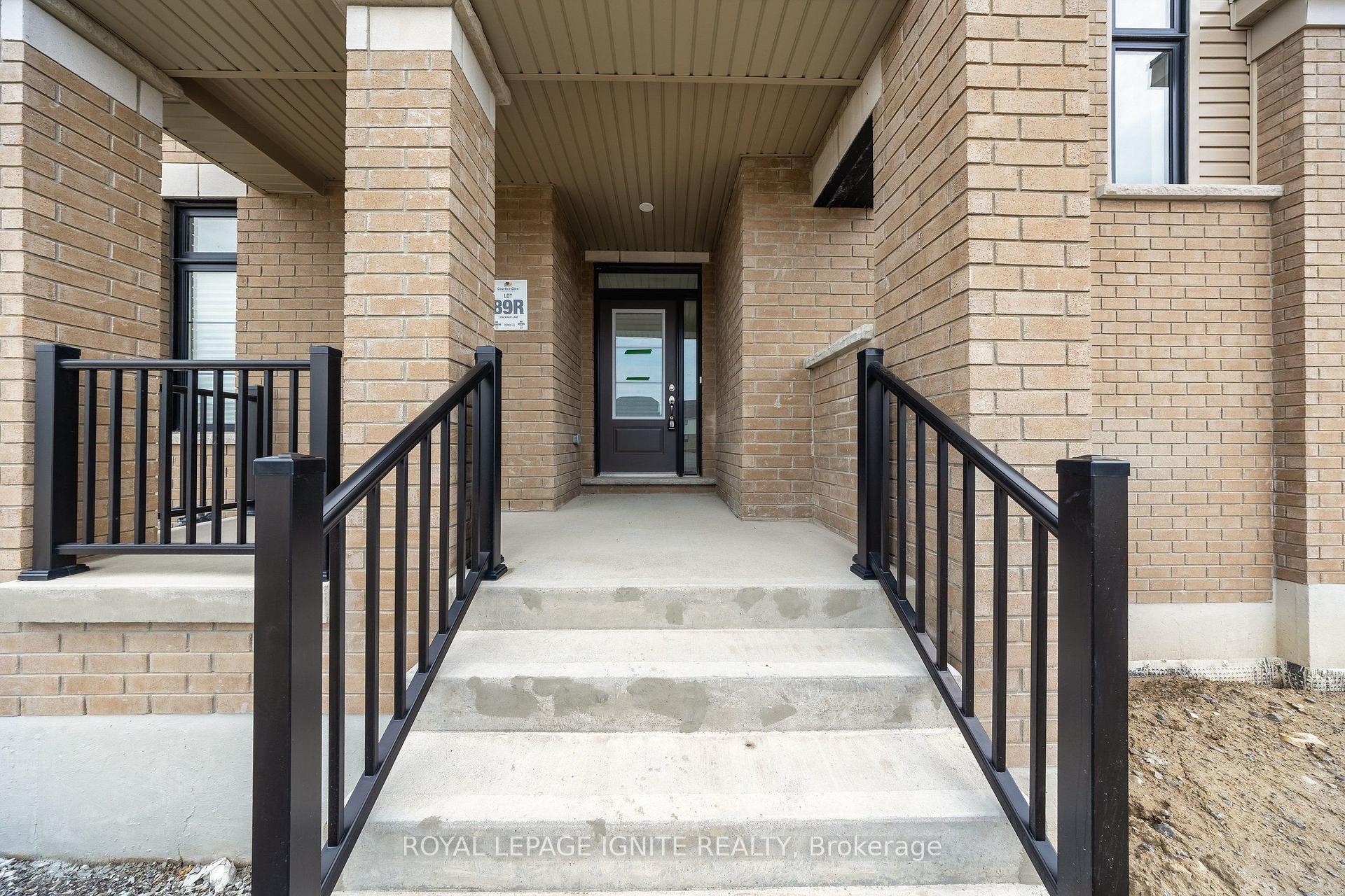 Photo 5 of 3 Rackham Lane, Clarington, Courtice — HOMEH