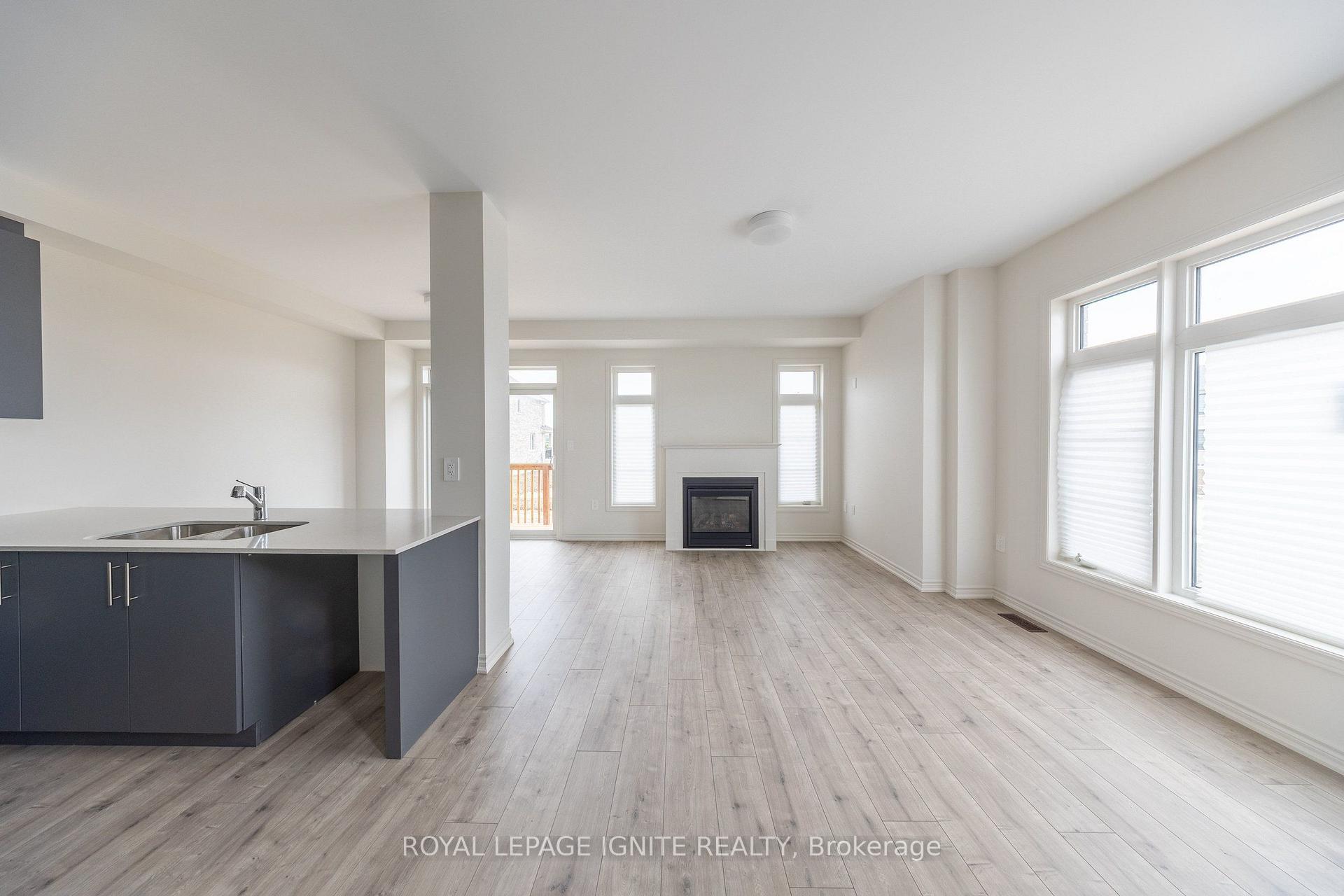 Photo 14 of 3 Rackham Lane, Clarington, Courtice — HOMEH