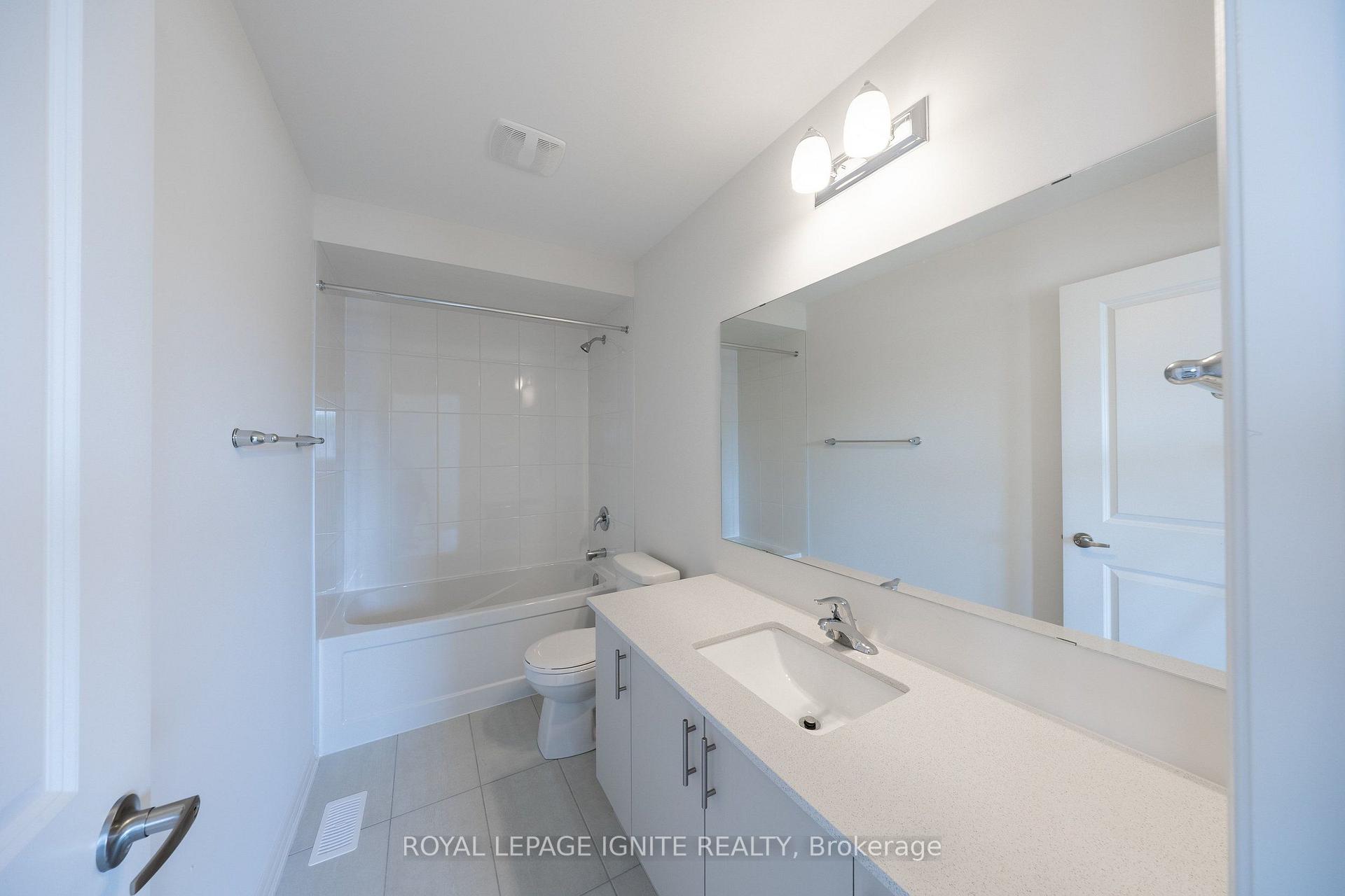 Photo 29 of 3 Rackham Lane, Clarington, Courtice — HOMEH