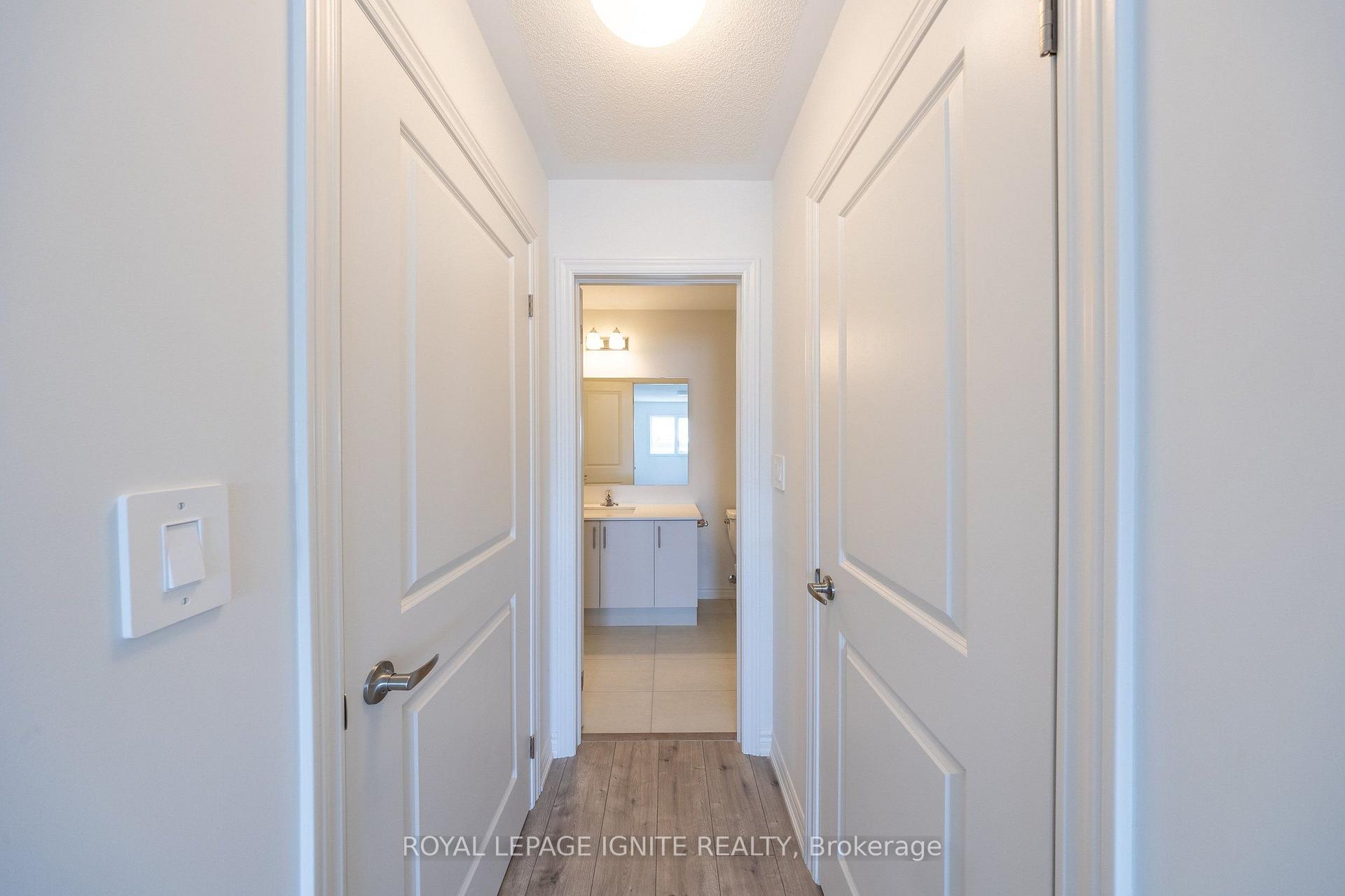 Photo 33 of 3 Rackham Lane, Clarington, Courtice — HOMEH