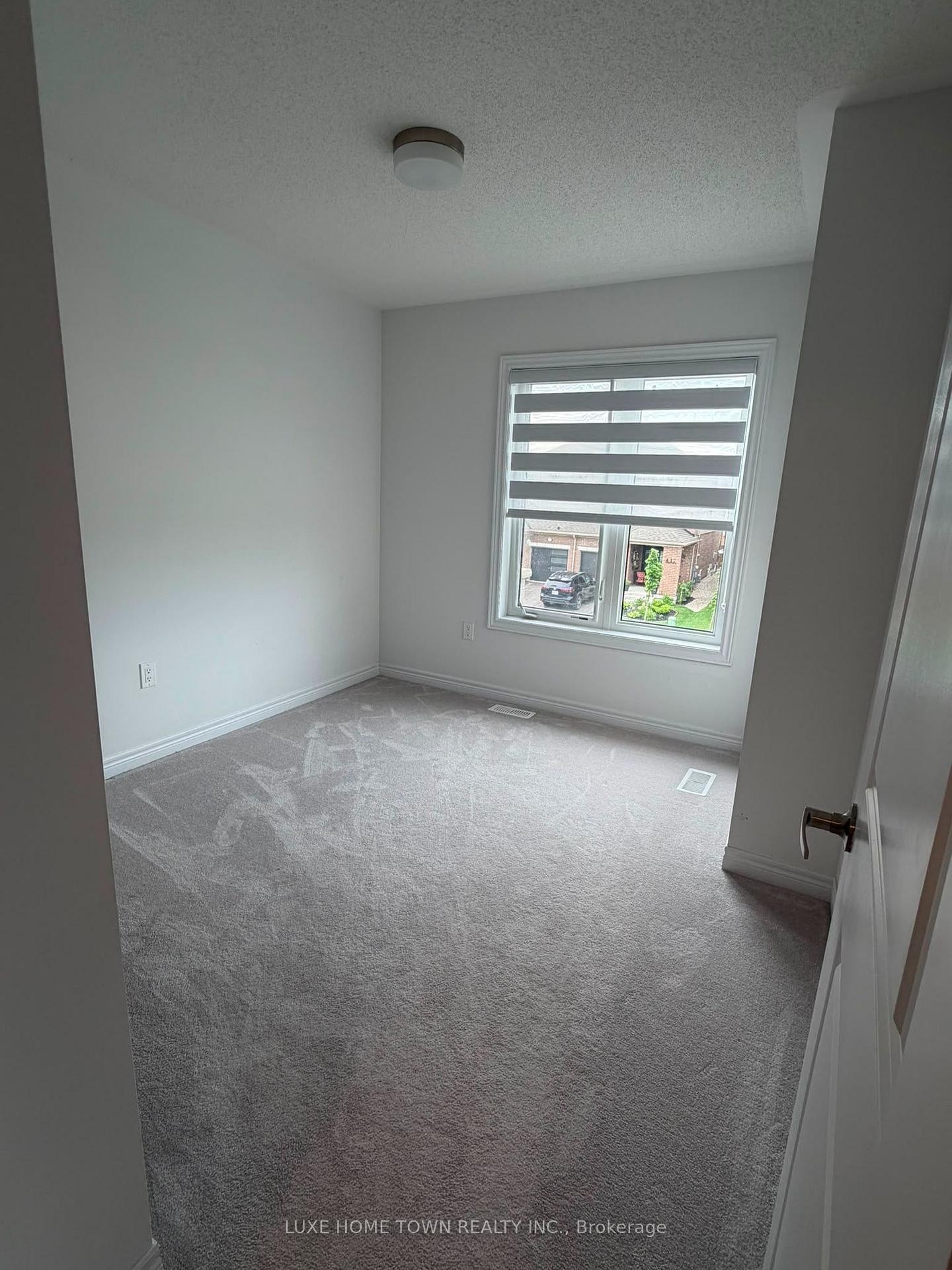 Photo 6 of 12 Gauley Drive, Centre Wellington, Fergus — HOMEH