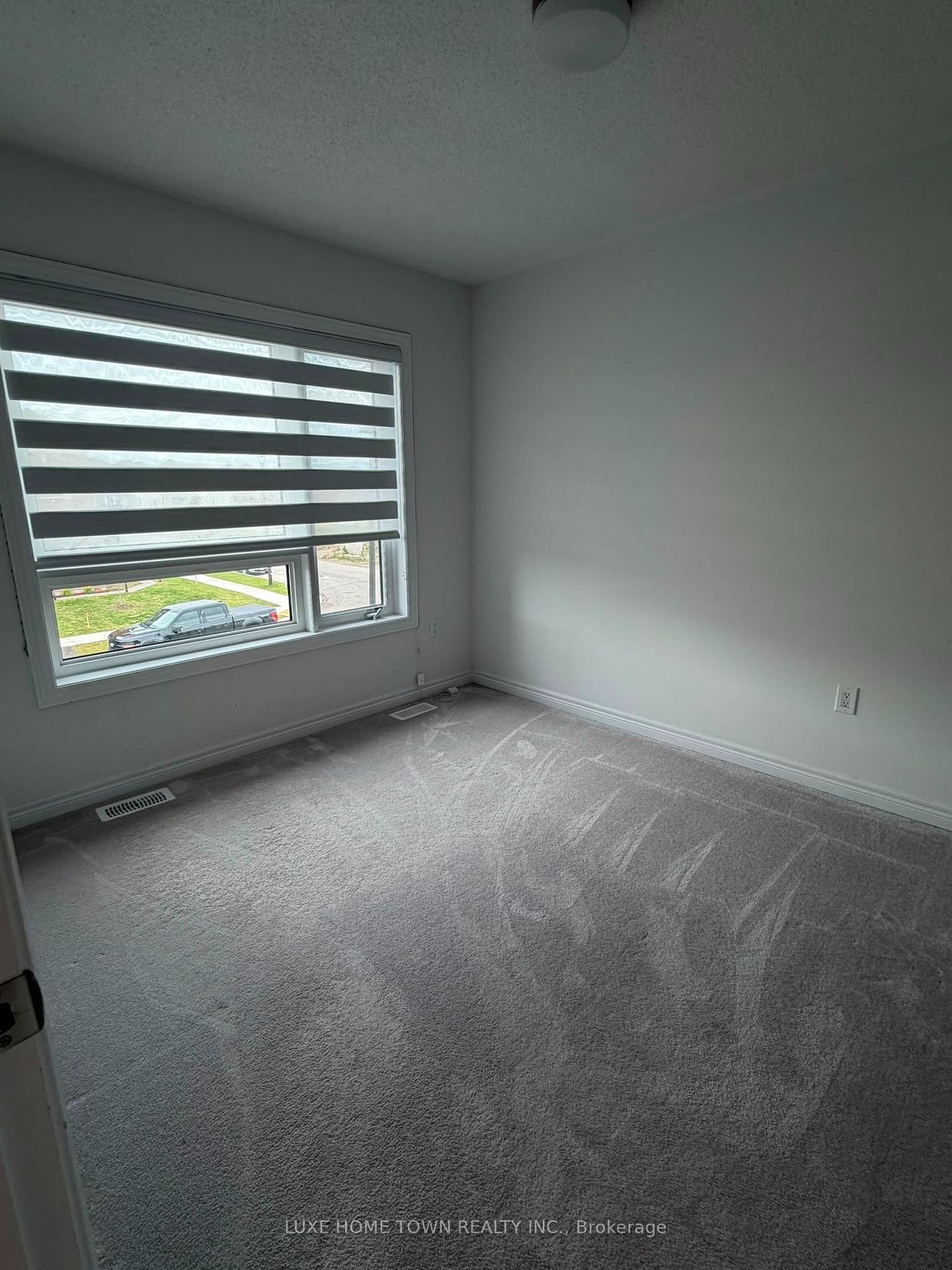 Photo 9 of 12 Gauley Drive, Centre Wellington, Fergus — HOMEH