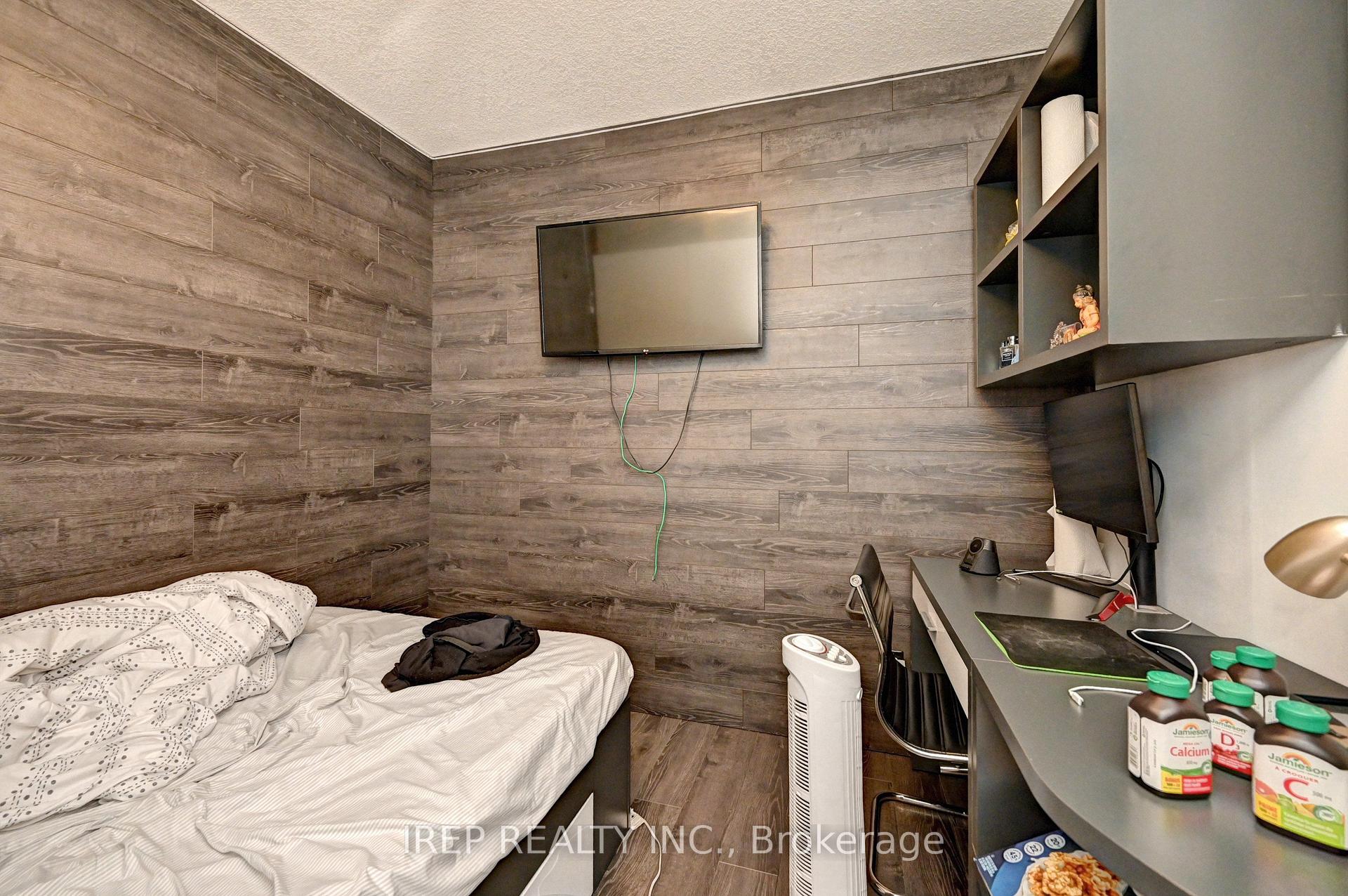 Photo 25 of 330 Phillip Street, Waterloo, Beechwood/University — HOMEH