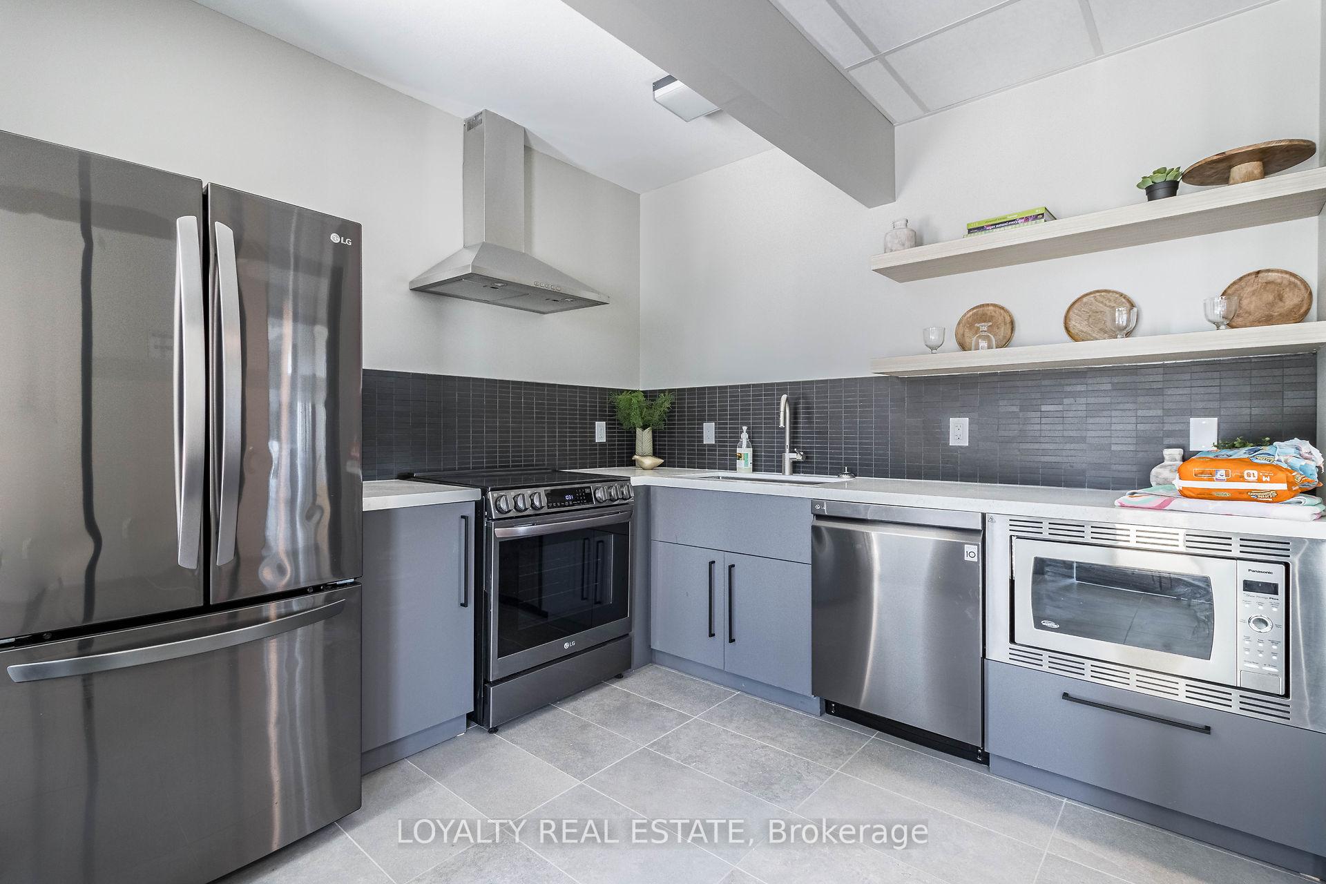 Photo 22 of Unit 303, 108 Garment Street, Kitchener, Cherry Hill — HOMEH