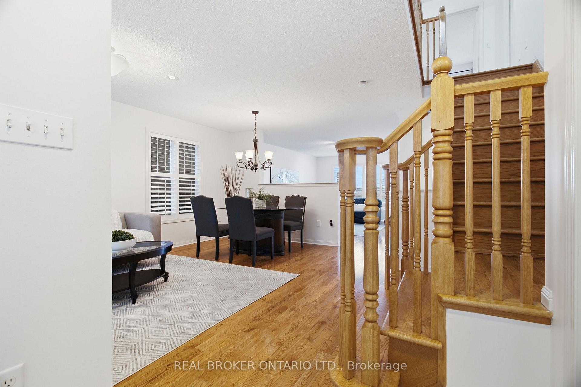 Photo 50 of 35 Bonavista Drive, Brampton, Credit Valley — HOMEH