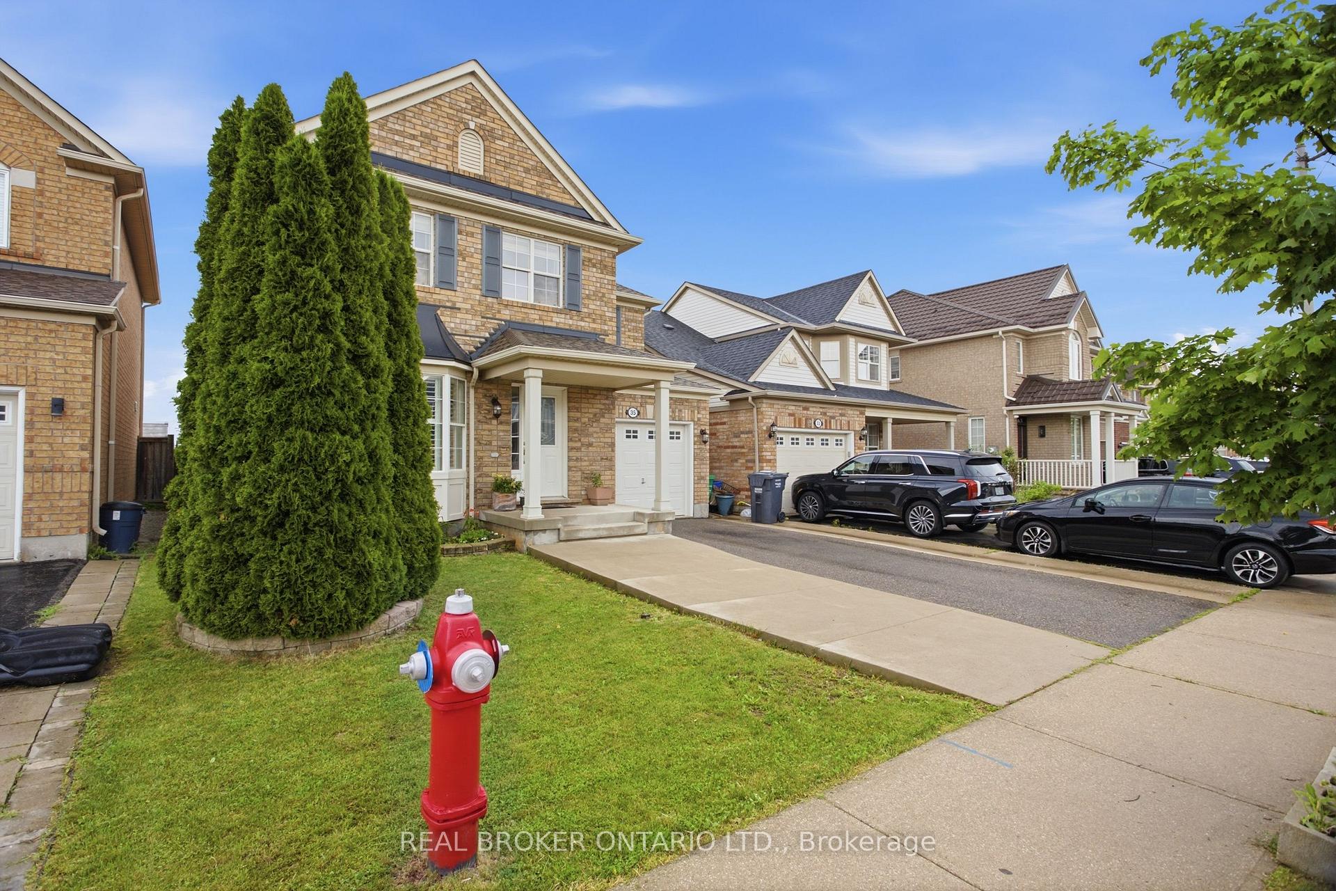Photo 42 of 35 Bonavista Drive, Brampton, Credit Valley — HOMEH