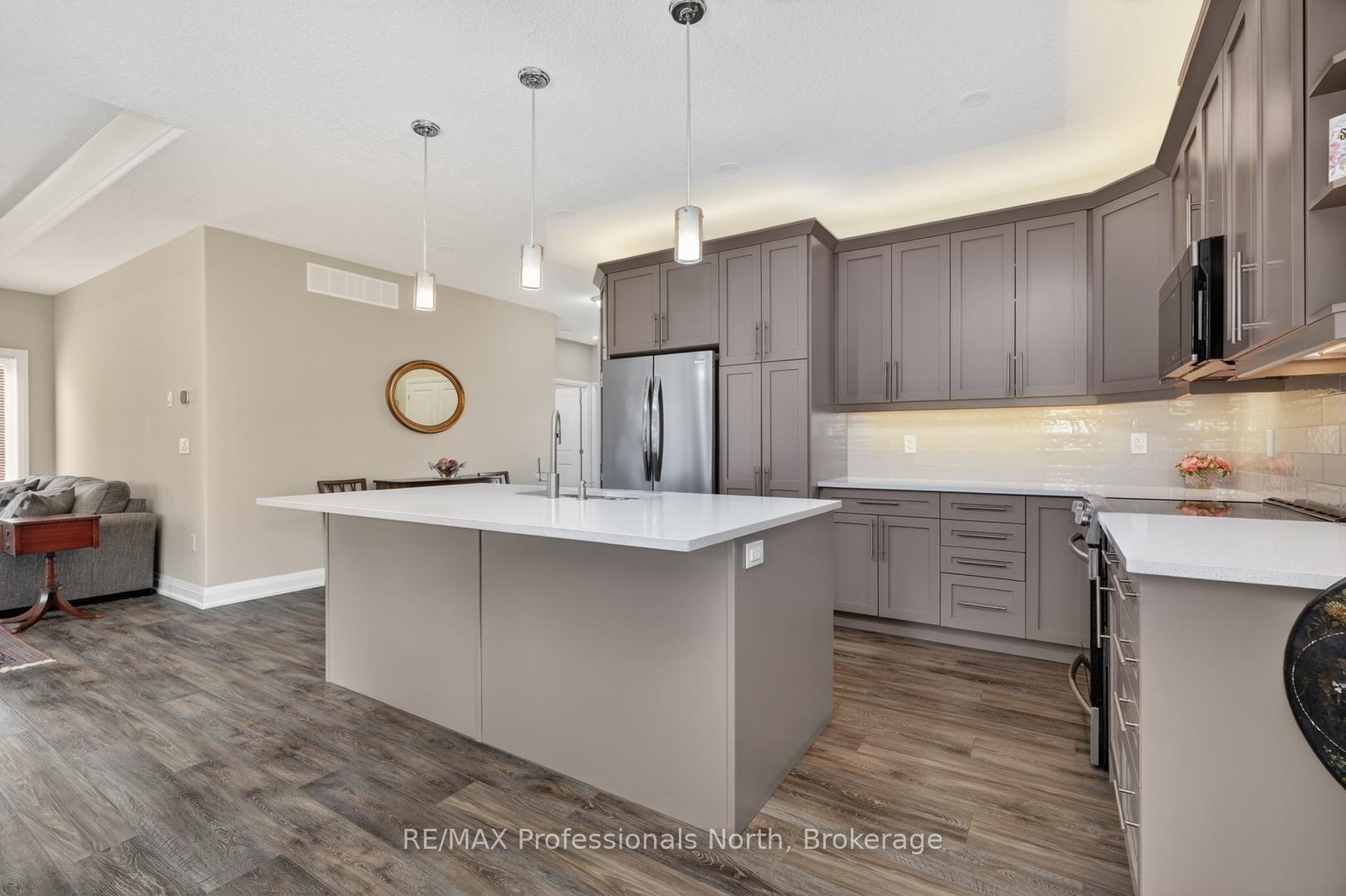 Photo 10 of 8 Bancroft Ridge Drive, Bancroft, Bancroft Ward — HOMEH
