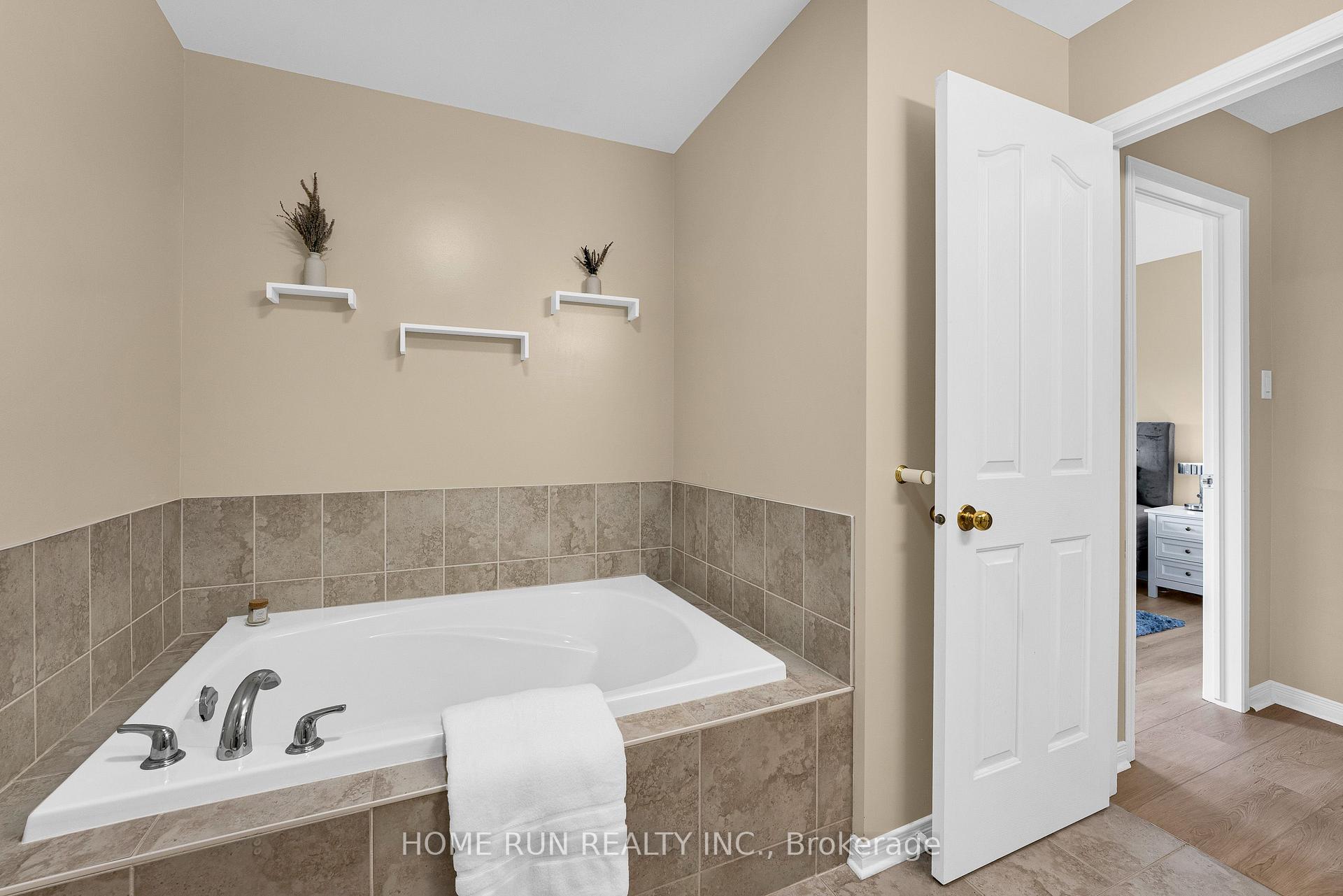 Photo 20 of 1103 Marconi Avenue, Ottawa, Kanata - Morgan's Grant/South March — HOMEH