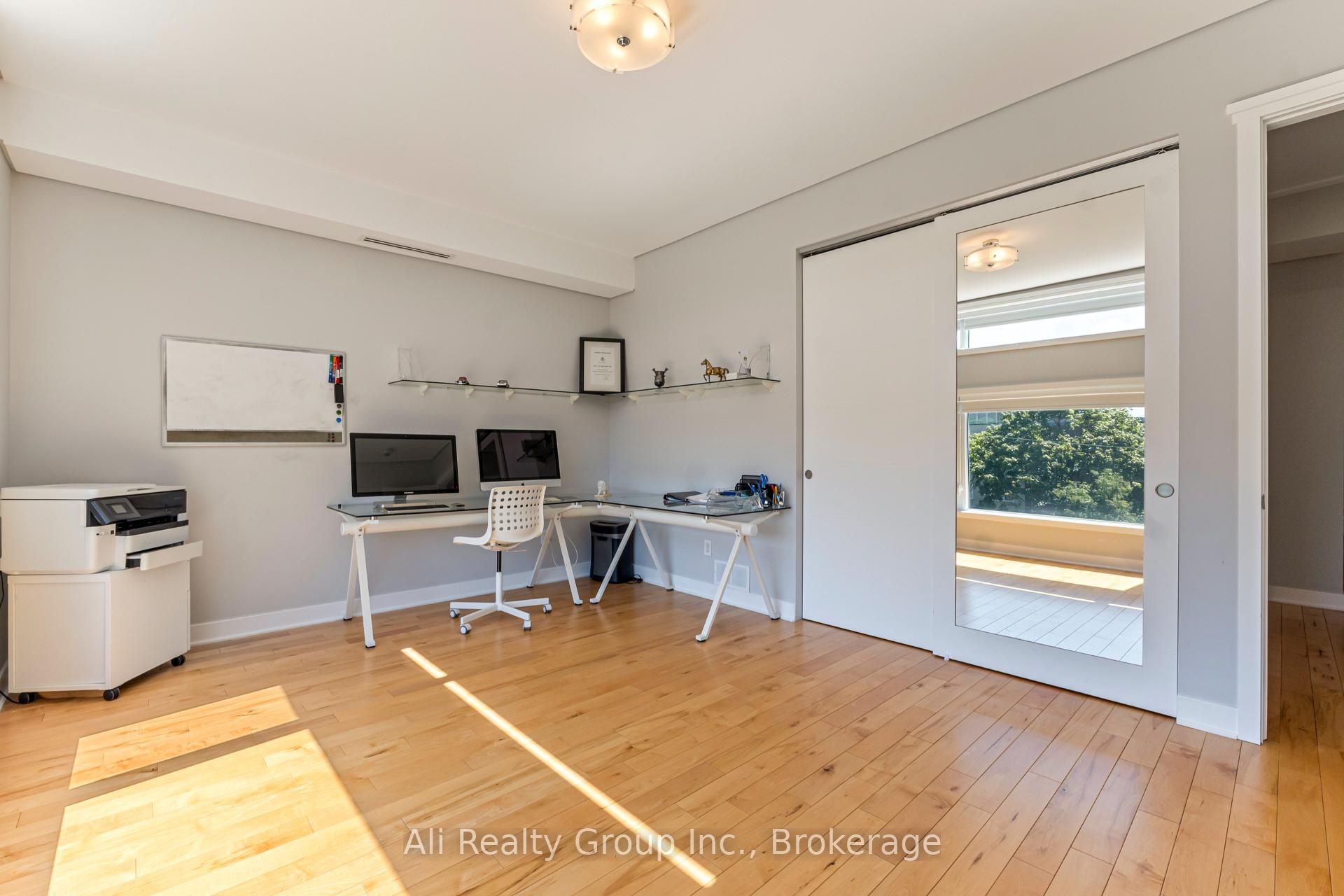 Photo 10 of 69 Donald Street, Ottawa, Overbrook — HOMEH