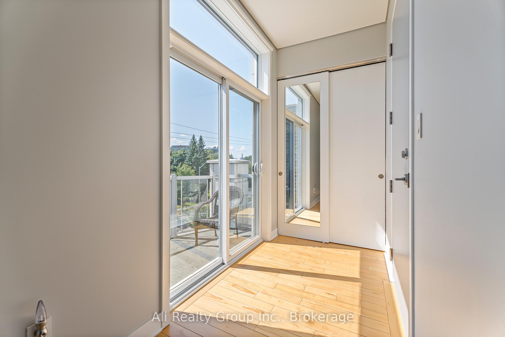 Photo 21 of 69 Donald Street, Ottawa, Overbrook — HOMEH