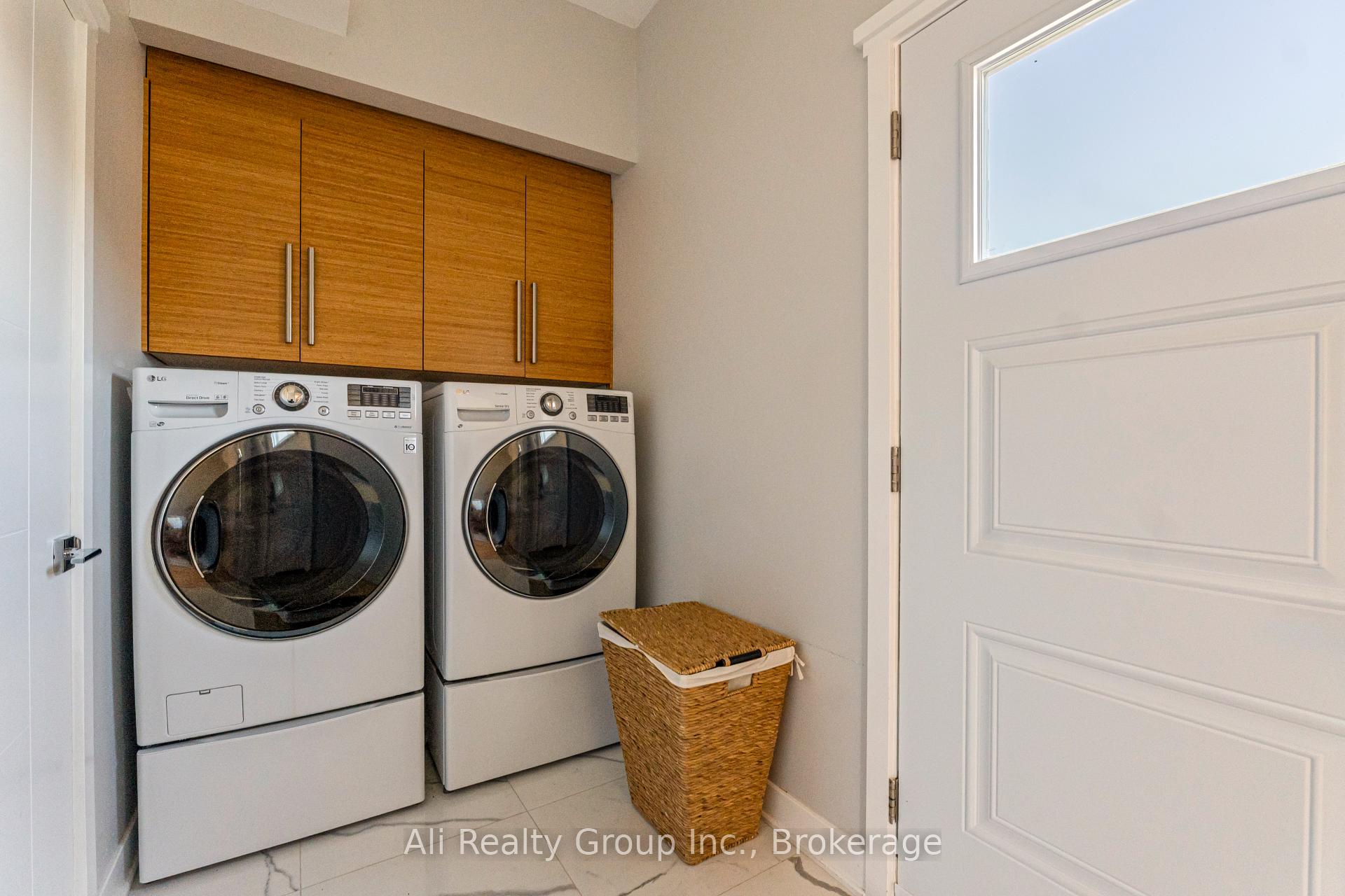 Photo 27 of 69 Donald Street, Ottawa, Overbrook — HOMEH