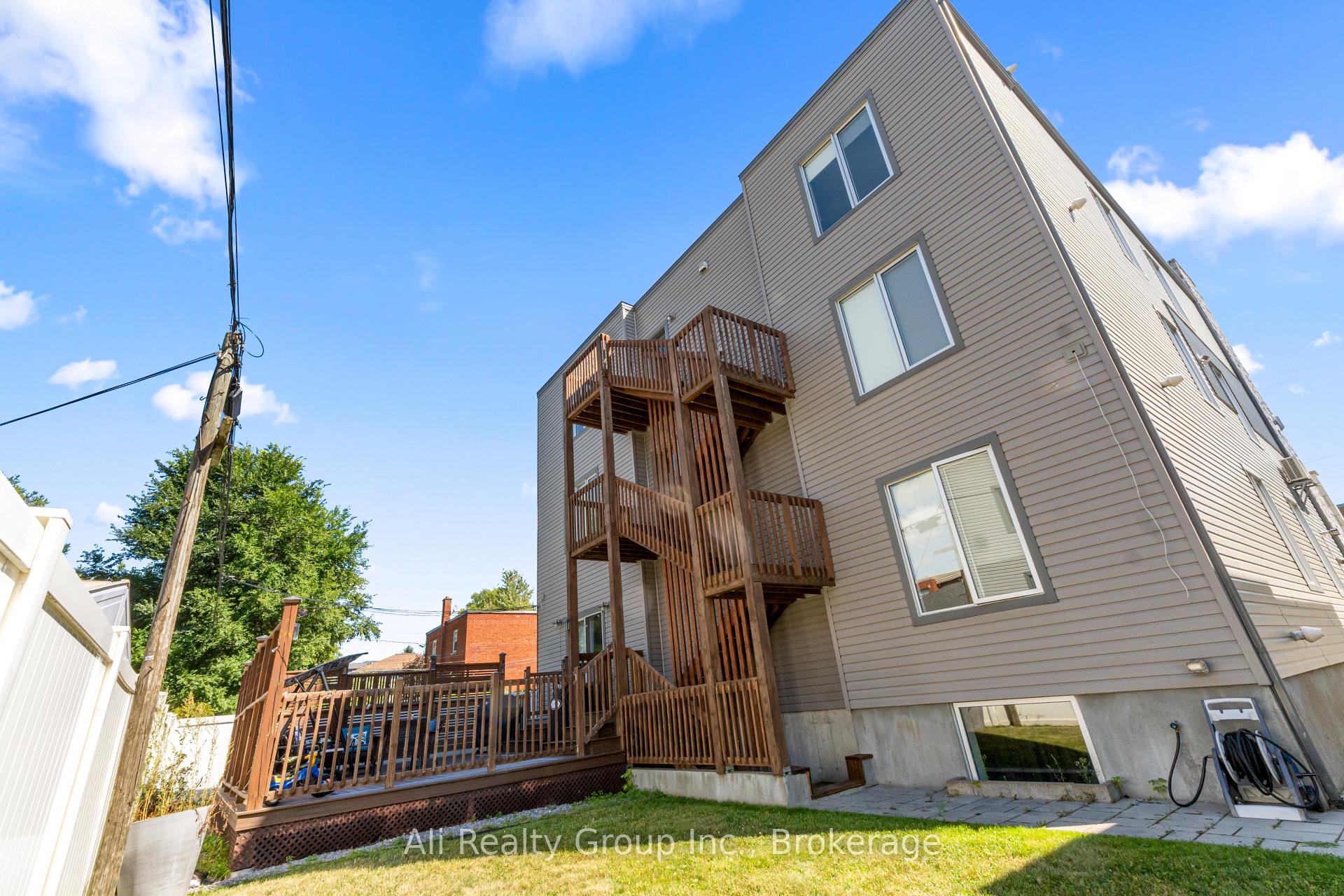 Photo 43 of 69 Donald Street, Ottawa, Overbrook — HOMEH