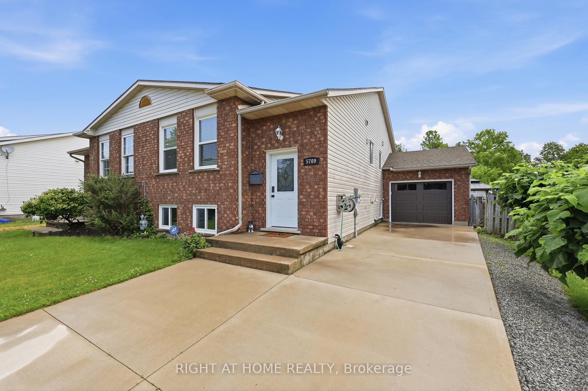 Photo of 5709 Deerbrook Street