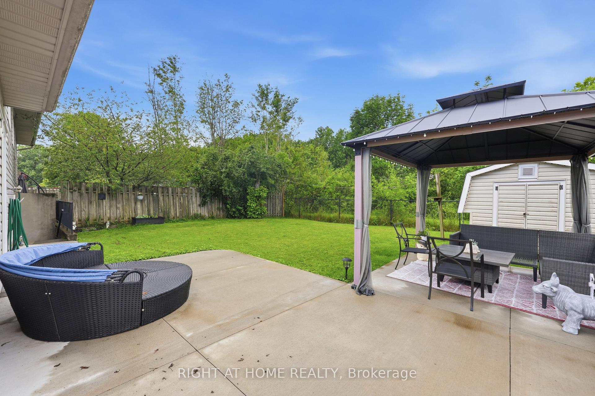 Photo 28 of 5709 Deerbrook Street, Niagara Falls, Oldfield — HOMEH