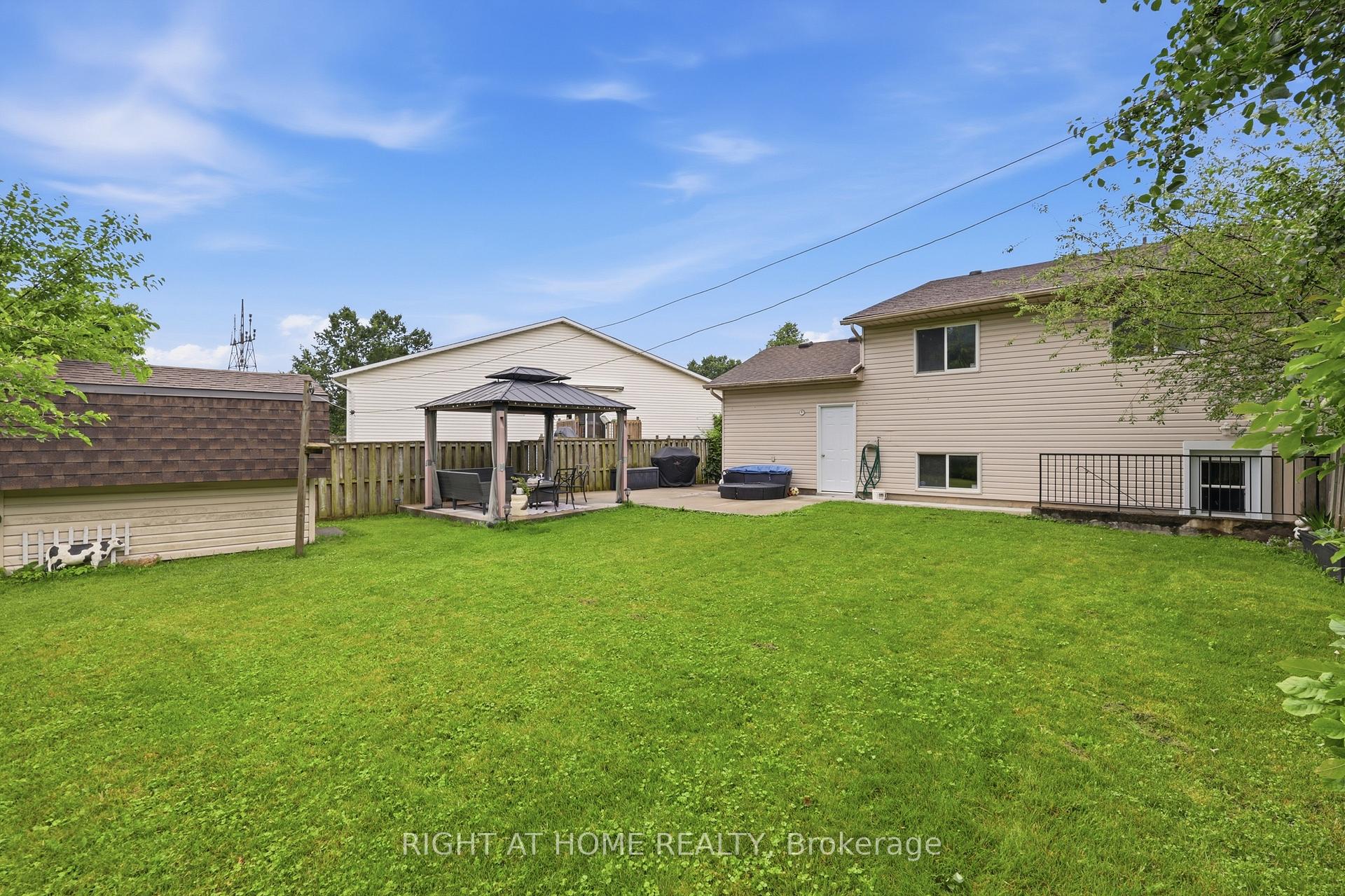 Photo 31 of 5709 Deerbrook Street, Niagara Falls, Oldfield — HOMEH