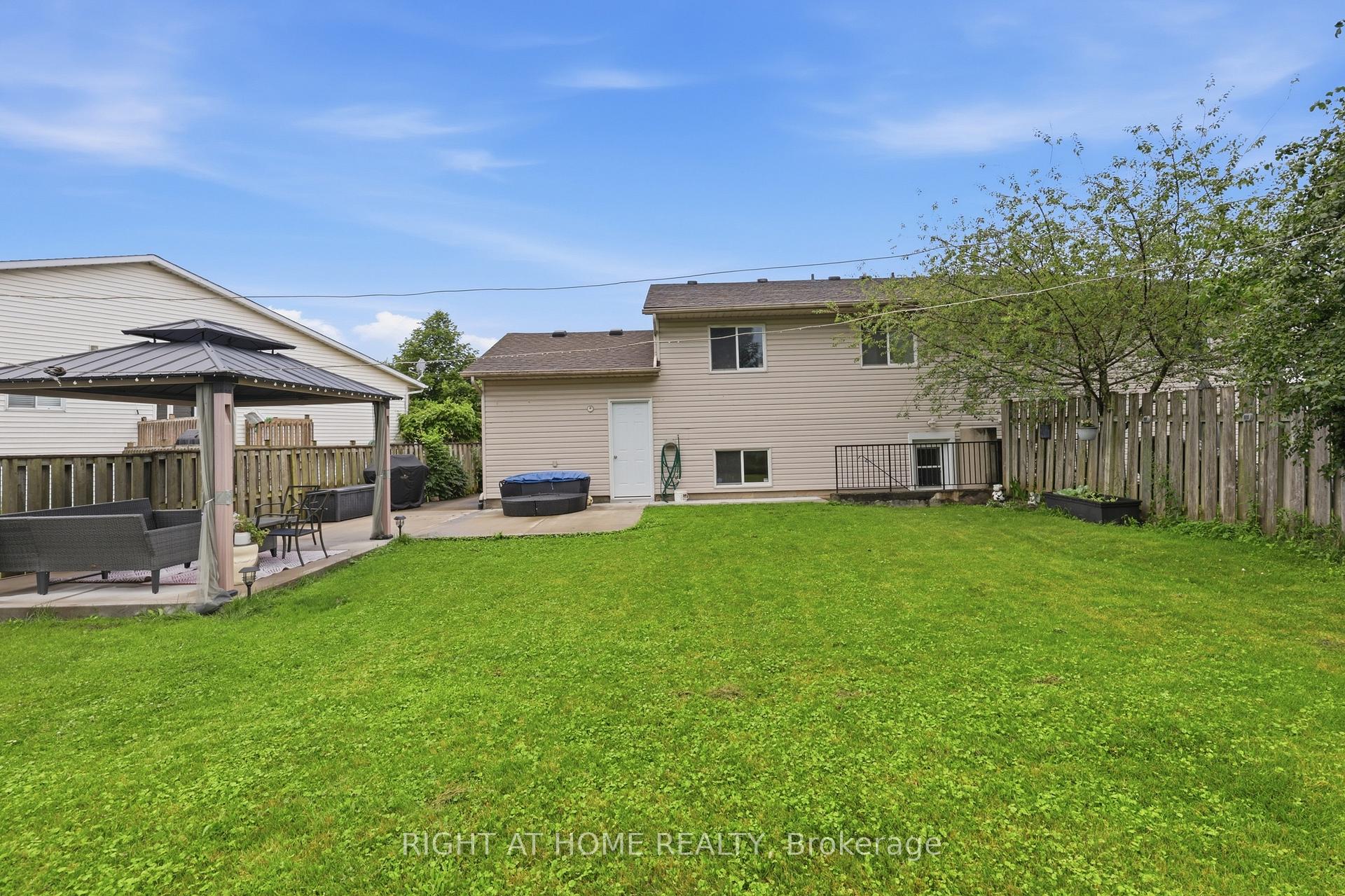 Photo 32 of 5709 Deerbrook Street, Niagara Falls, Oldfield — HOMEH