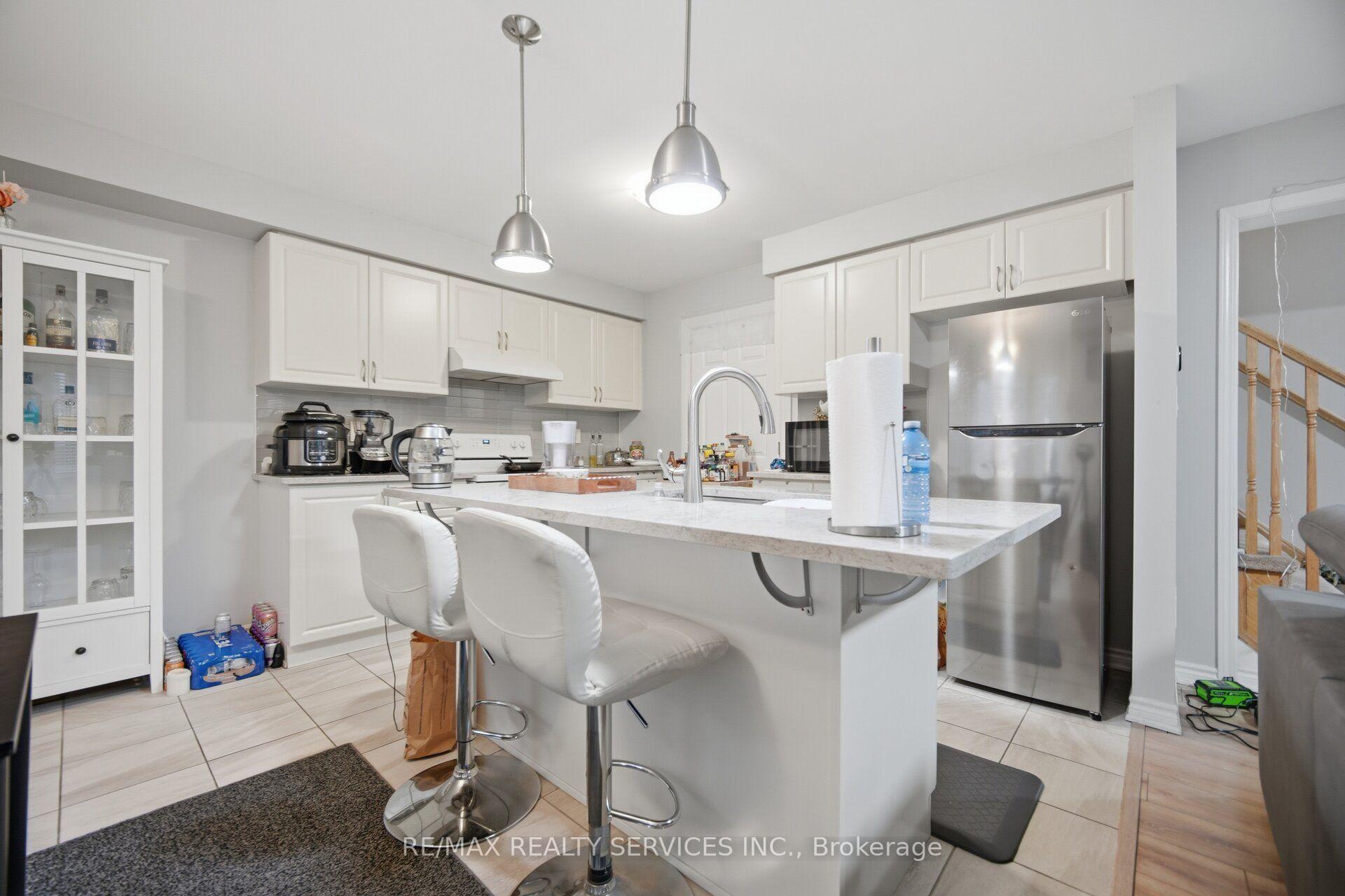 Photo 16 of Unit Upper, 75 Benhurst Crescent, Brampton, Northwest Brampton — HOMEH