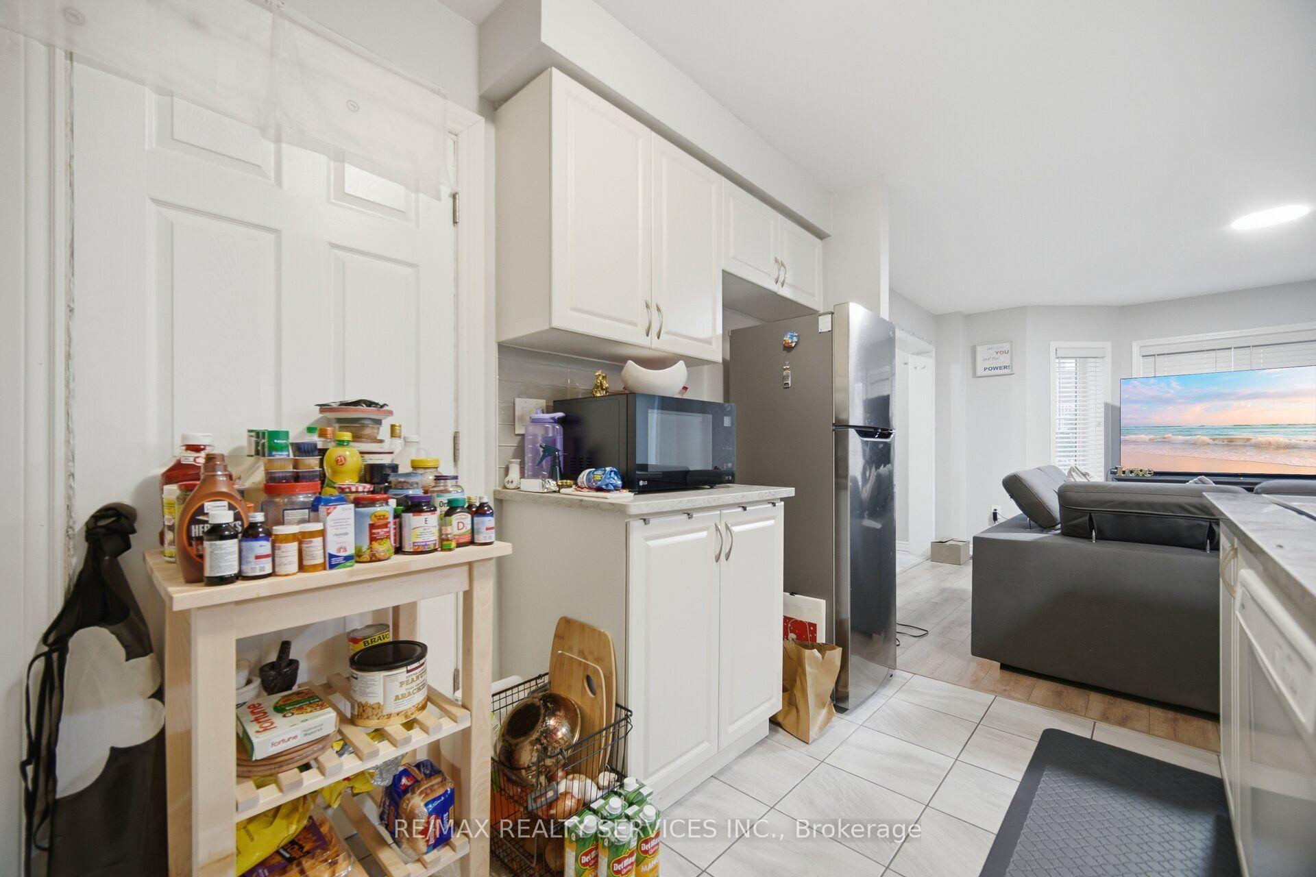 Photo 19 of Unit Upper, 75 Benhurst Crescent, Brampton, Northwest Brampton — HOMEH