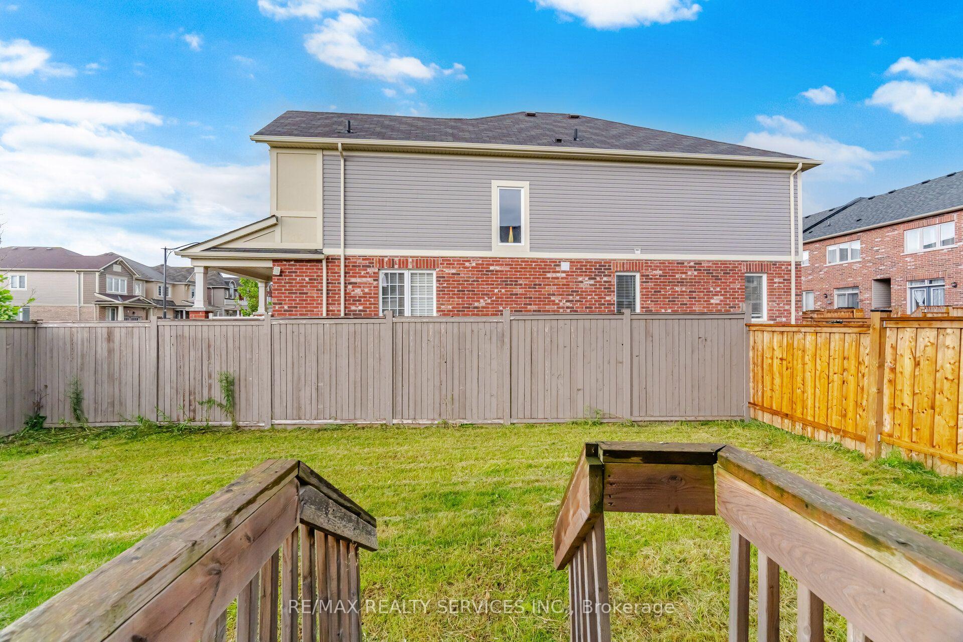 Photo 43 of Unit Upper, 75 Benhurst Crescent, Brampton, Northwest Brampton — HOMEH