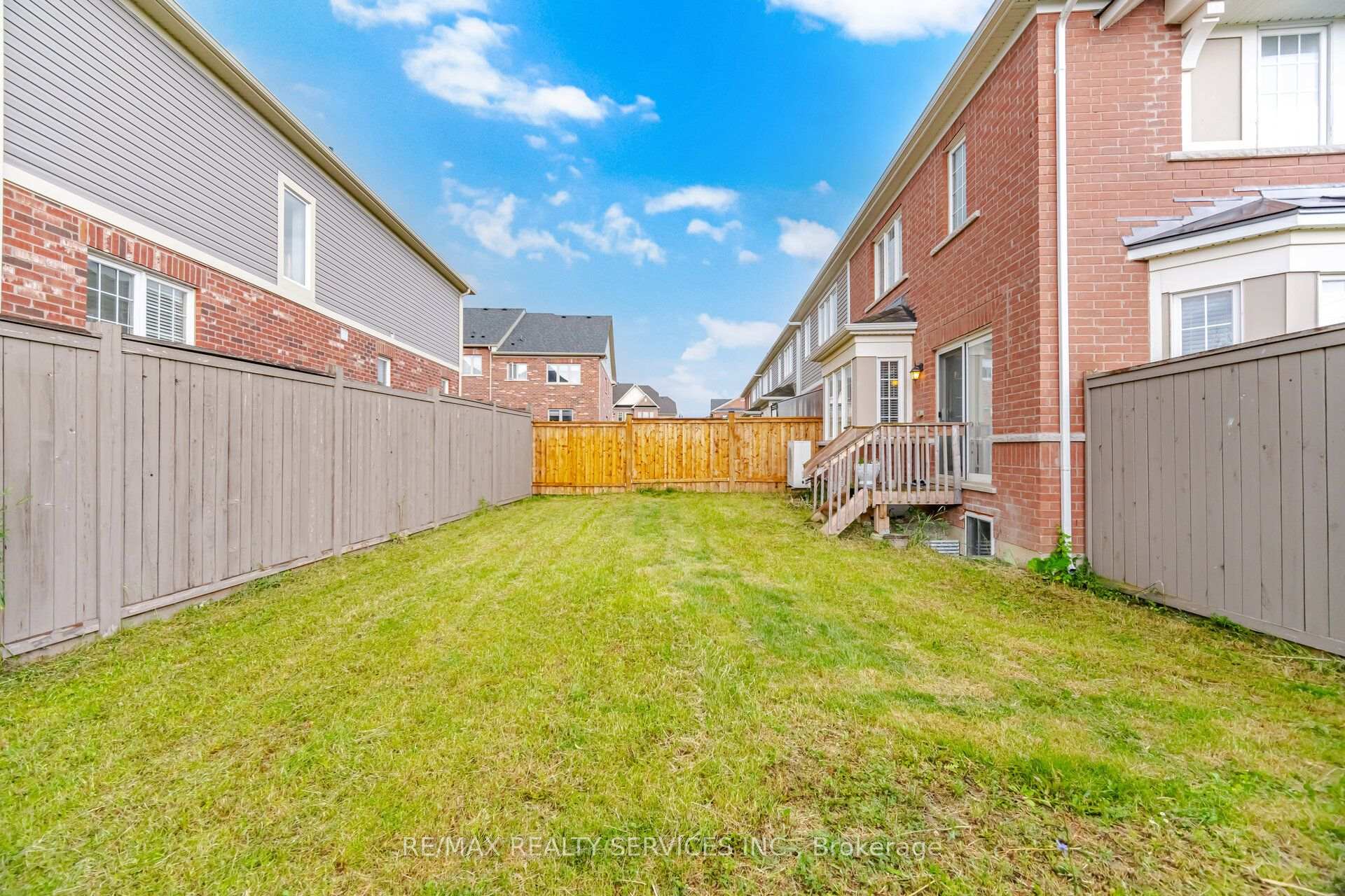 Photo 47 of Unit Upper, 75 Benhurst Crescent, Brampton, Northwest Brampton — HOMEH