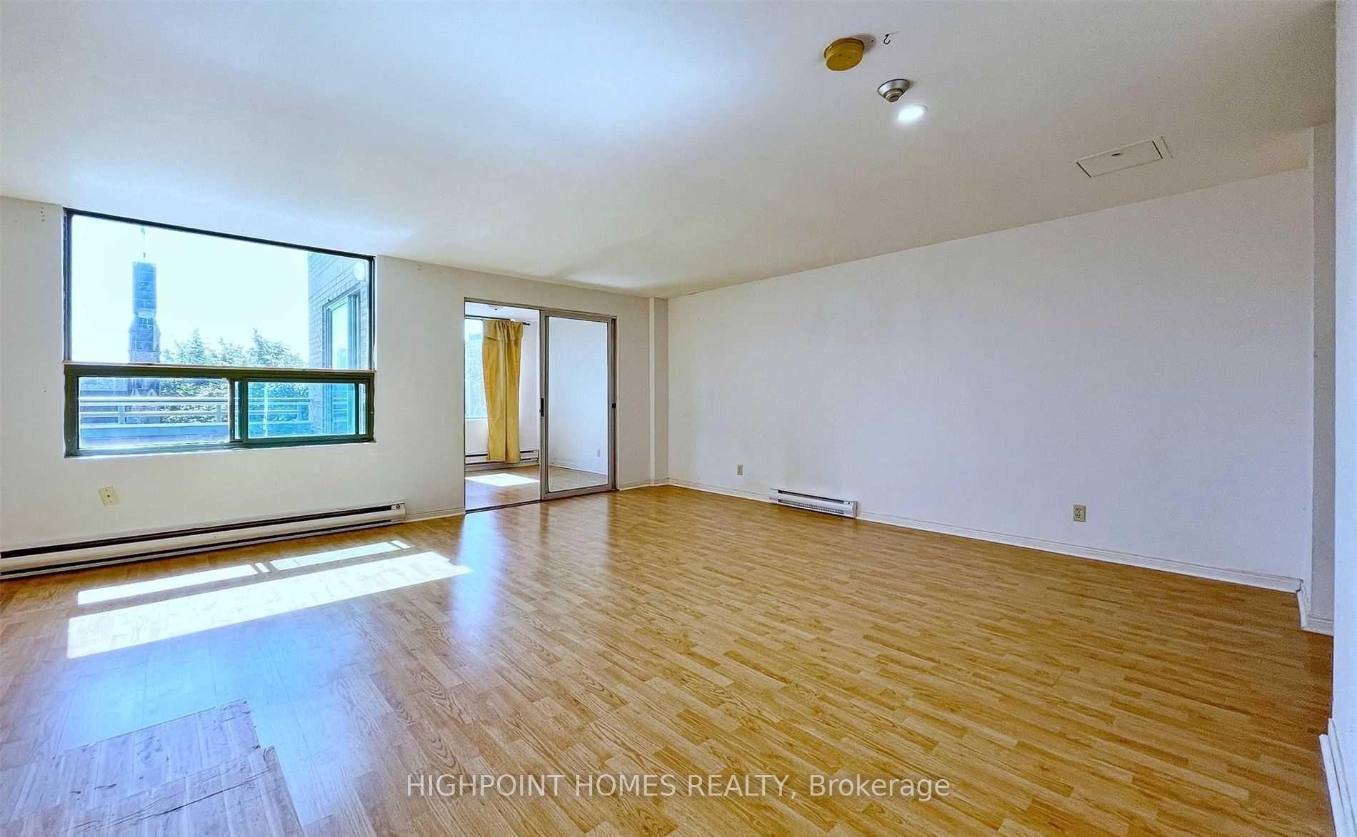 Photo 12 of Unit 401, 360 College Street, Toronto, University — HOMEH
