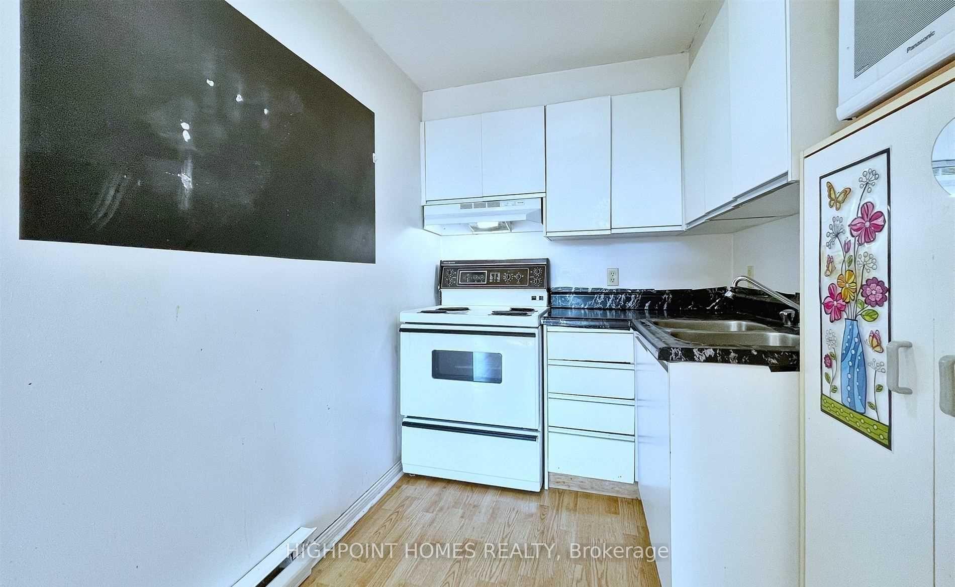 Photo 15 of Unit 401, 360 College Street, Toronto, University — HOMEH