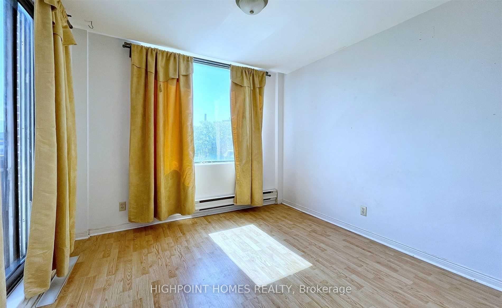 Photo 17 of Unit 401, 360 College Street, Toronto, University — HOMEH