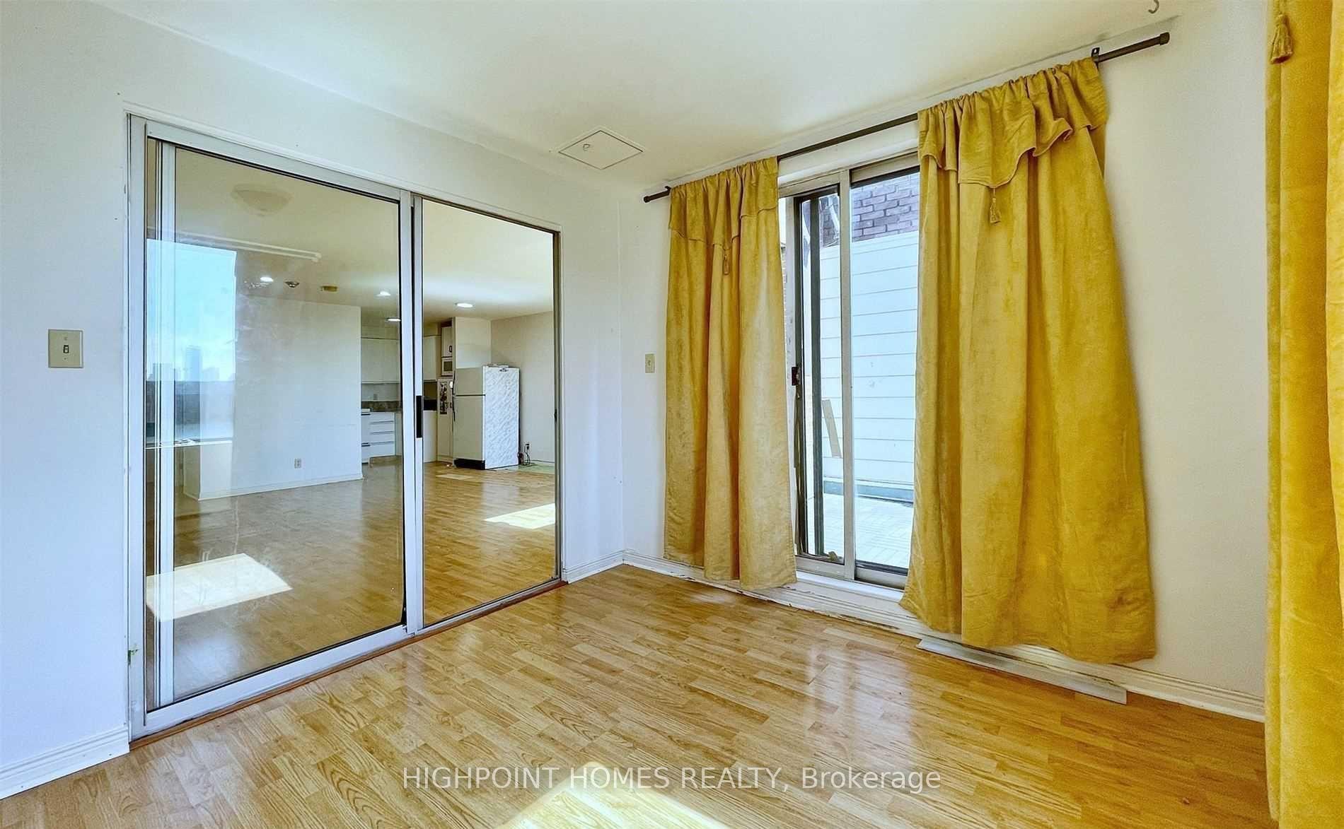 Photo 19 of Unit 401, 360 College Street, Toronto, University — HOMEH