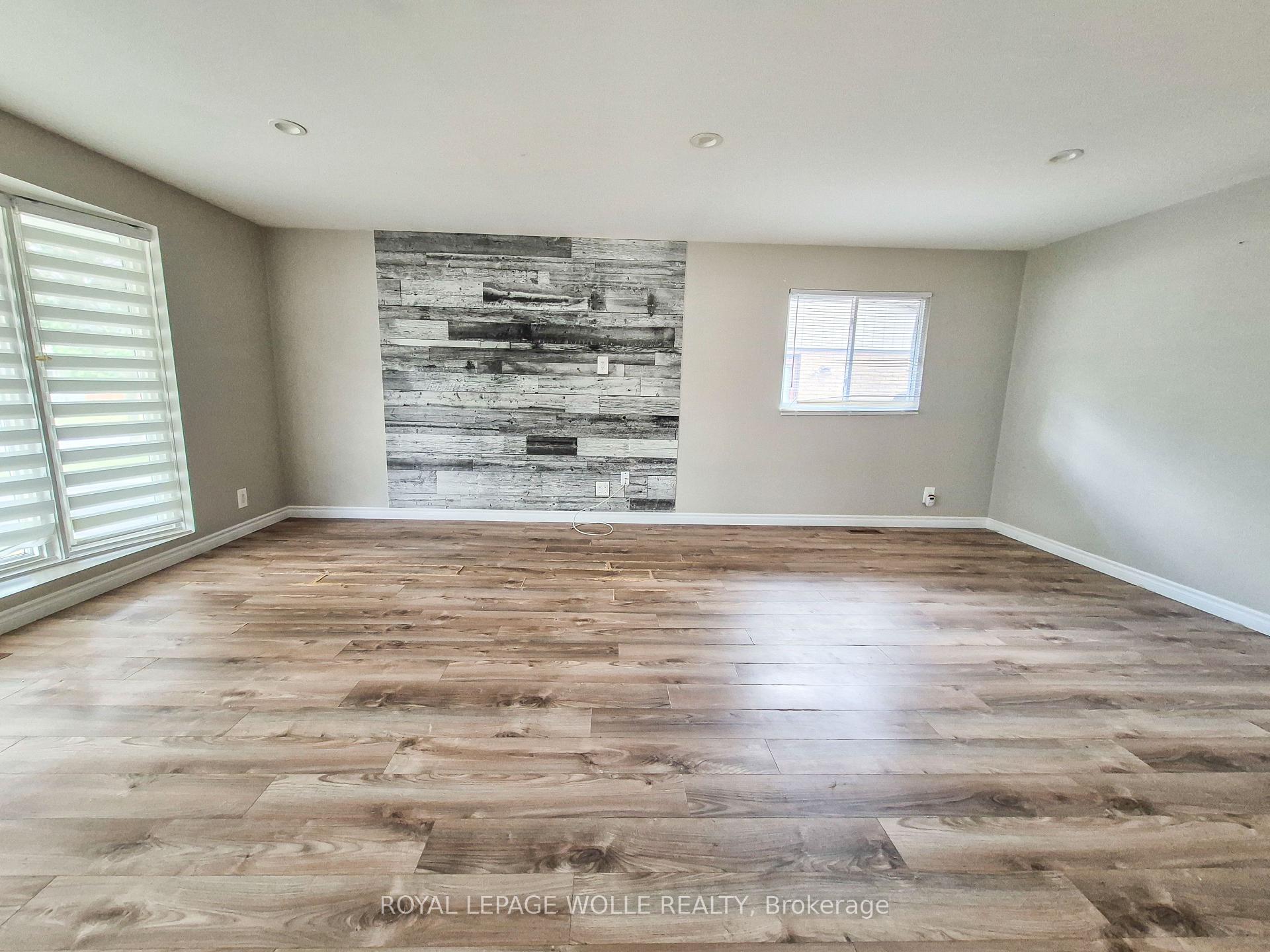 Photo 6 of 154 Appalachian Crescent, Kitchener, Alpine — HOMEH