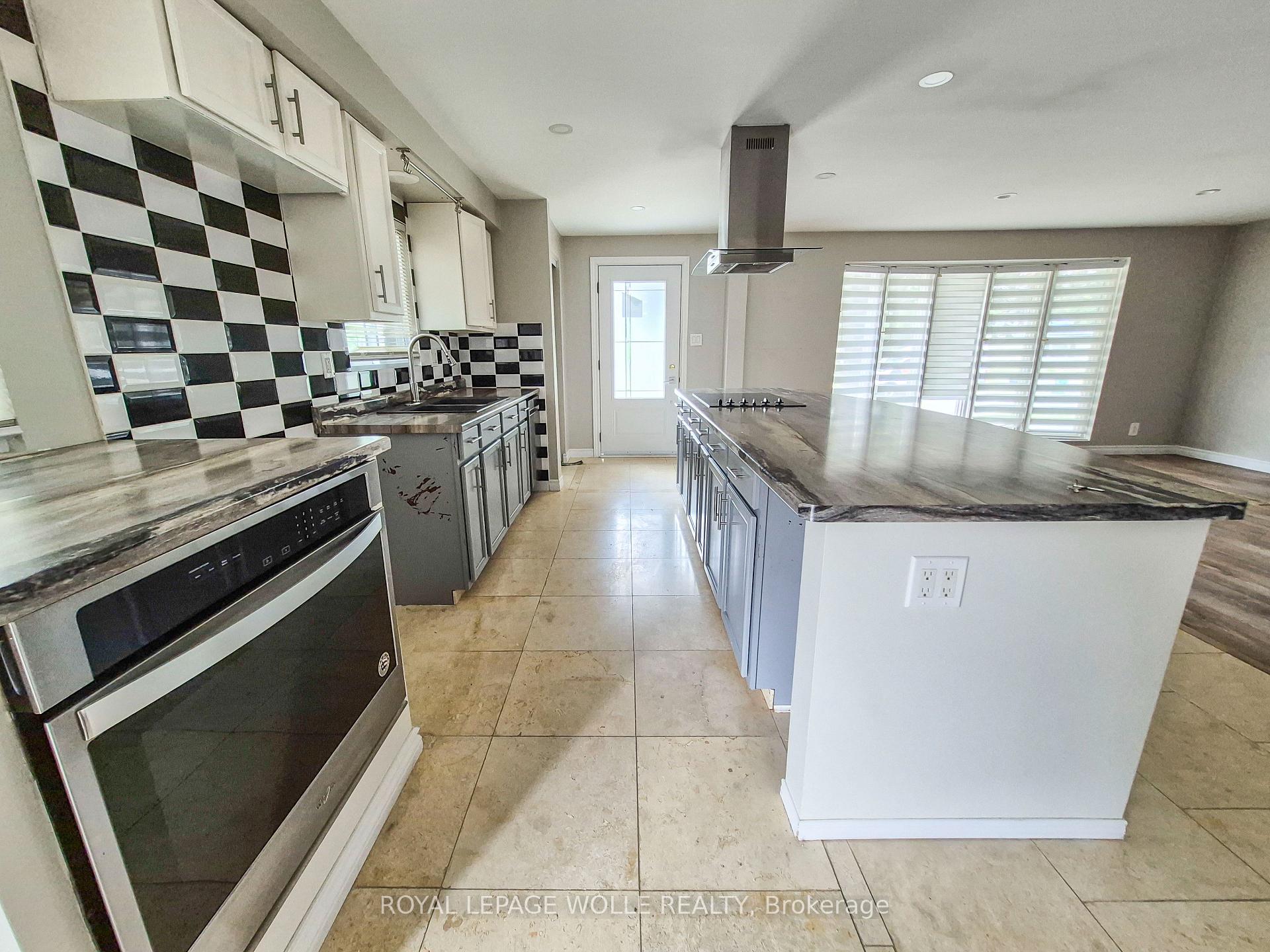 Photo 10 of 154 Appalachian Crescent, Kitchener, Alpine — HOMEH