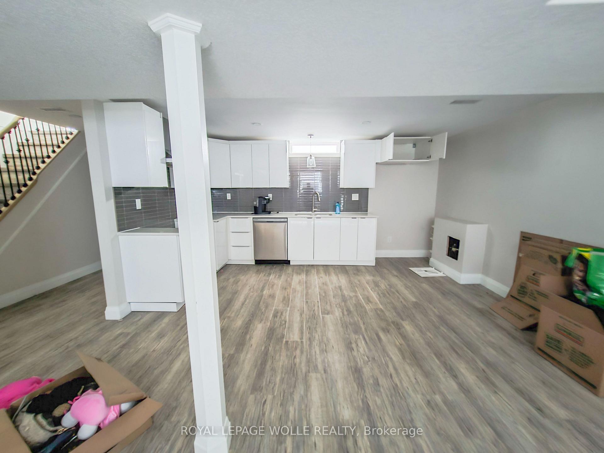 Photo 16 of 154 Appalachian Crescent, Kitchener, Alpine — HOMEH