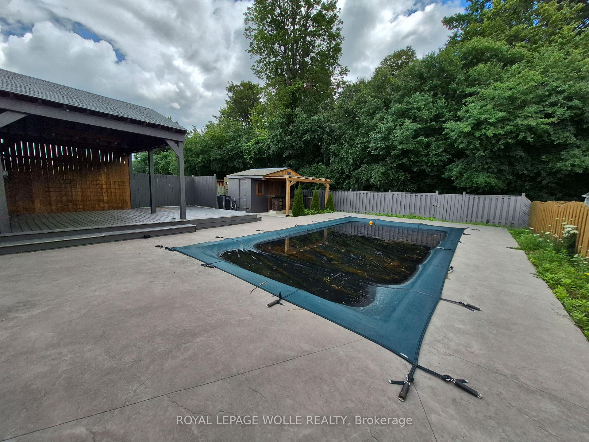 Photo 26 of 154 Appalachian Crescent, Kitchener, Alpine — HOMEH