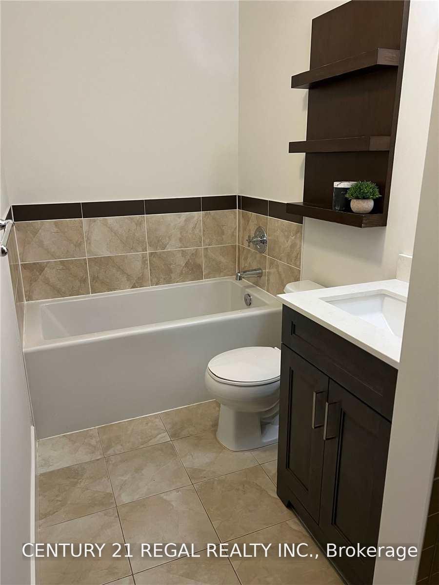 Photo 13 of Unit 908, 90 Stadium Road, Toronto, Niagara — HOMEH