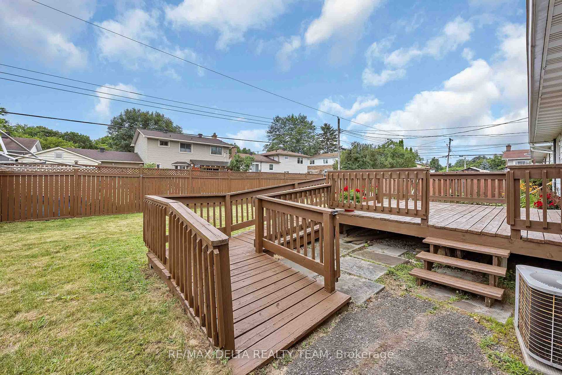 Photo 25 of 278 Gleneagles Avenue, Ottawa, Bilberry Creek/Queenswood Heights — HOMEH