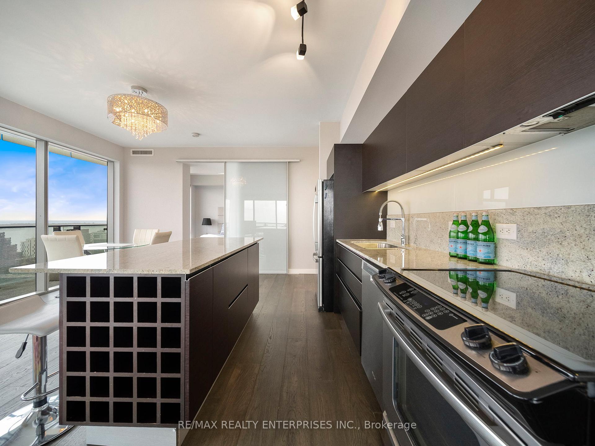 Photo 14 of Unit 2606, 70 Distillery Lane, Toronto, Waterfront Communities — HOMEH