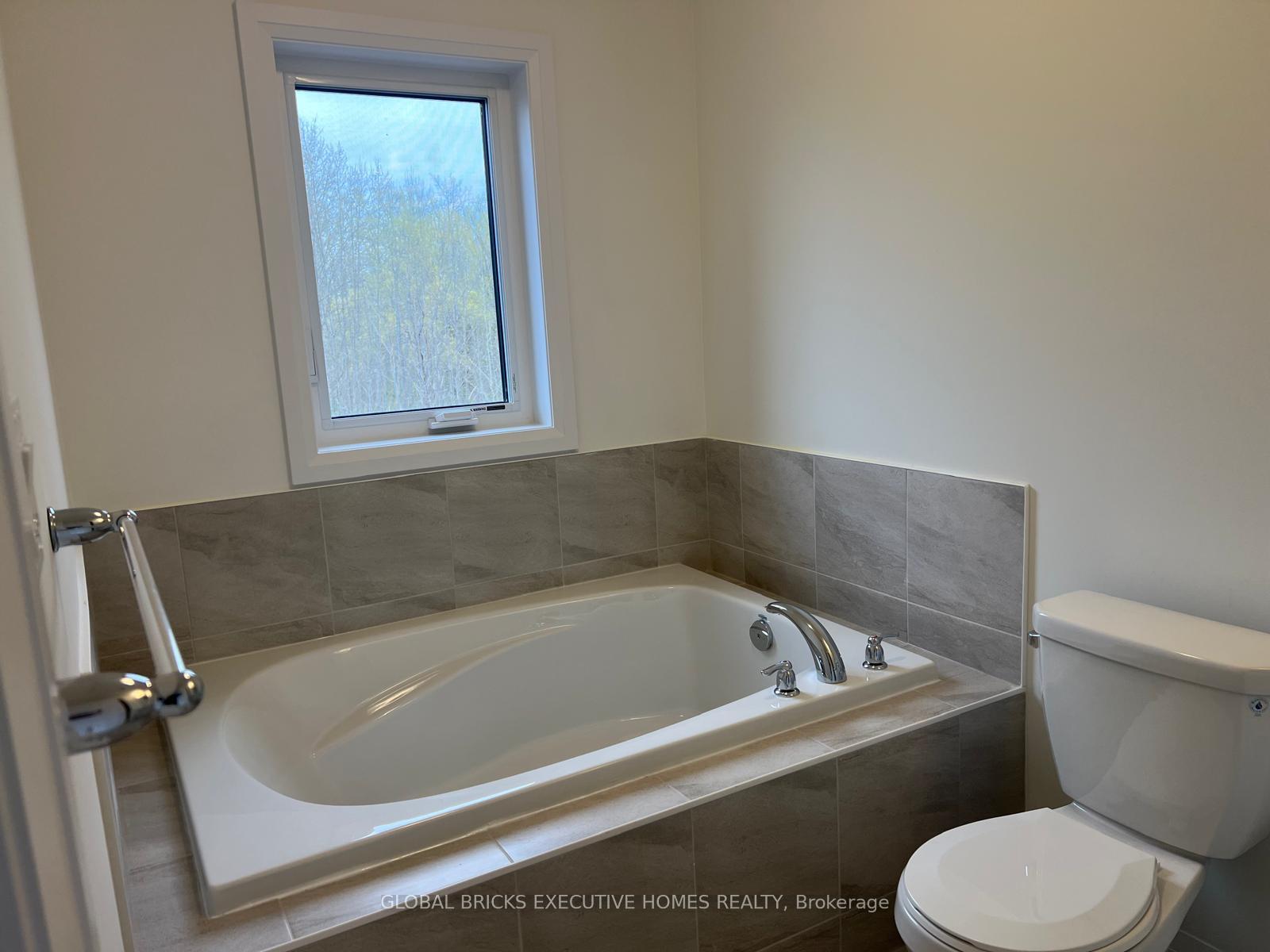 Photo 9 of 303 Starlight Avenue, Woolwich, Breslau — HOMEH