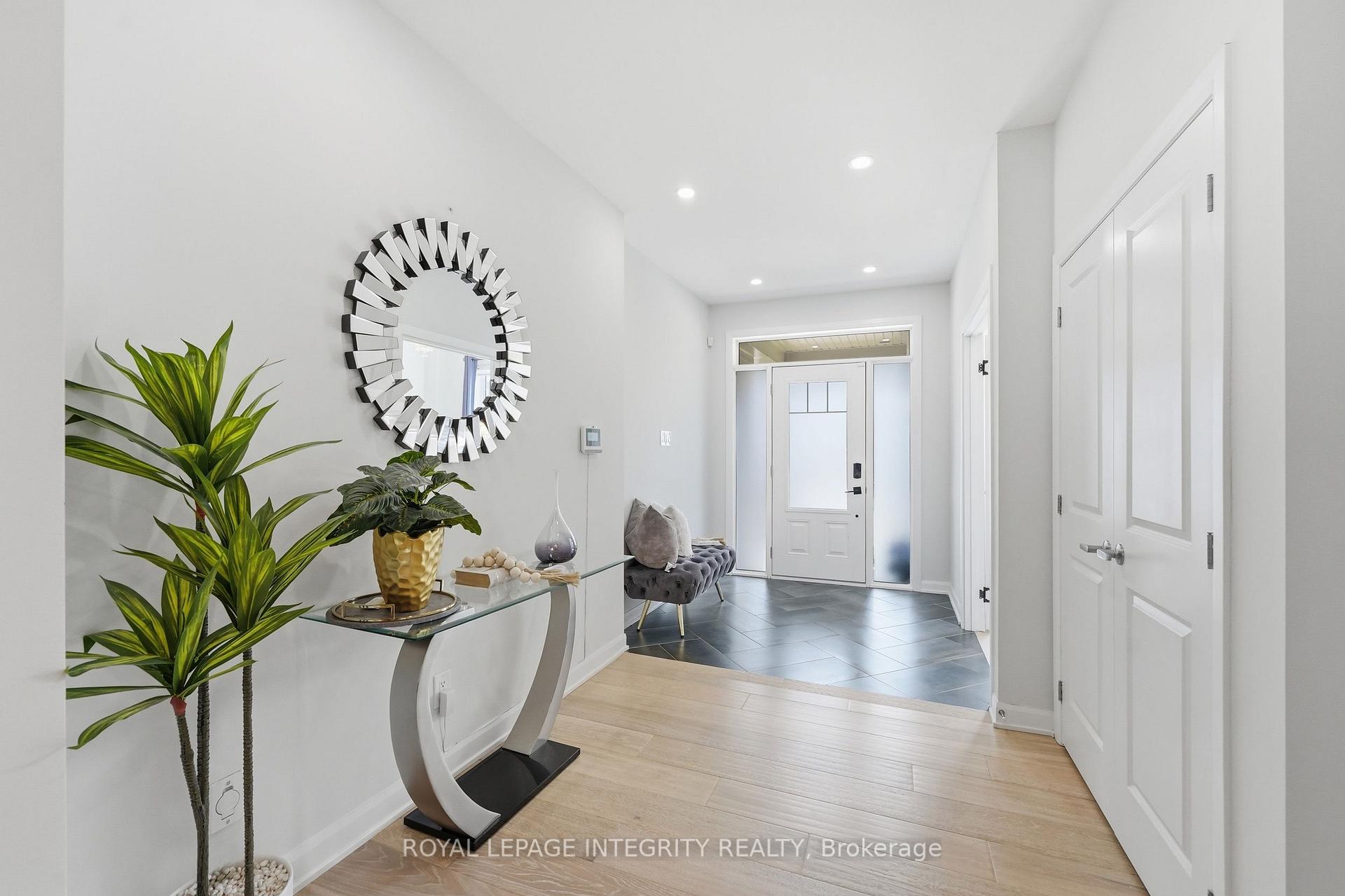 Photo 4 of 90 Coco Place, Ottawa, Kanata - Kanata Lakes/Heritage Hills — HOMEH