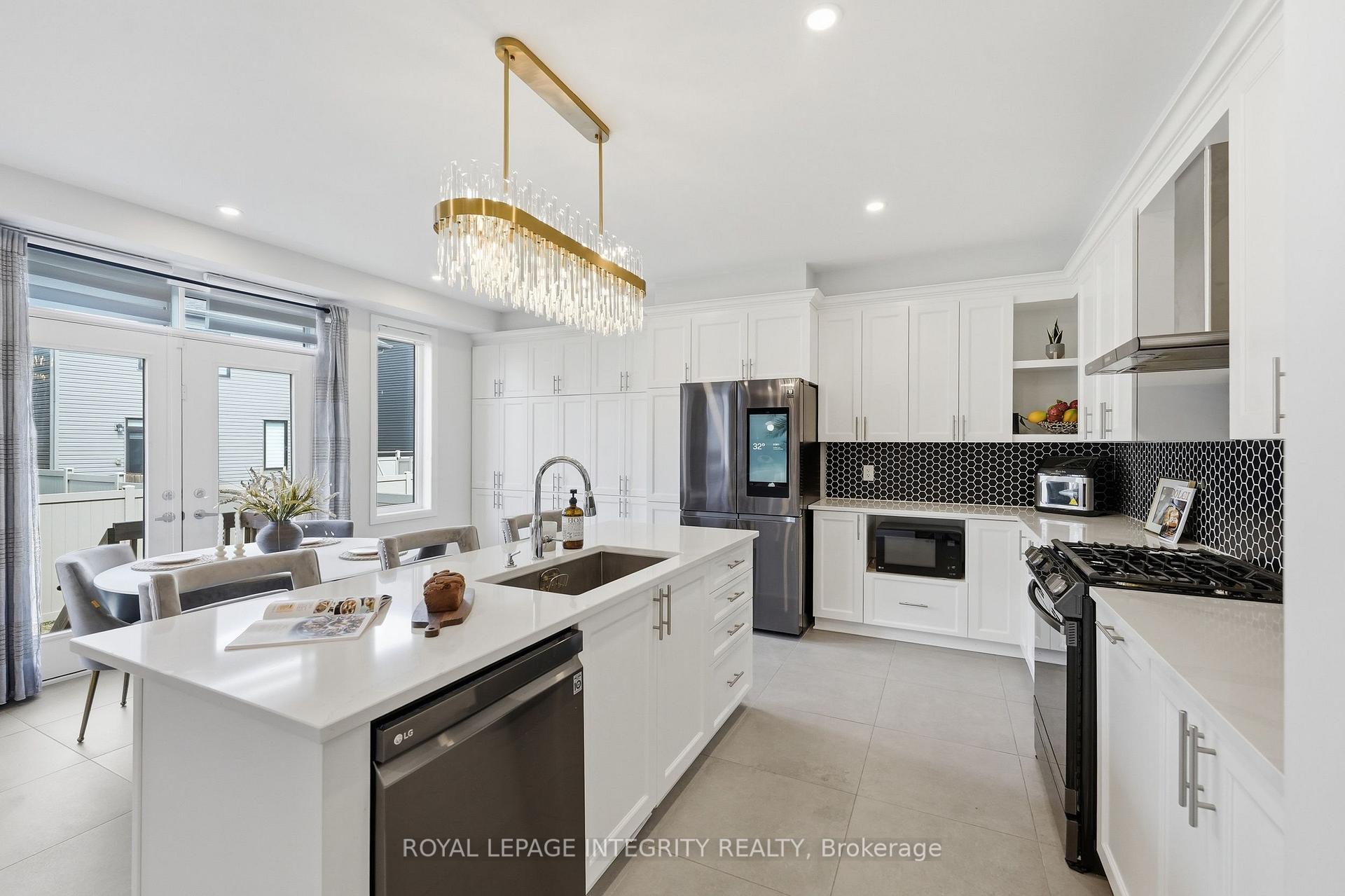 Photo 22 of 90 Coco Place, Ottawa, Kanata - Kanata Lakes/Heritage Hills — HOMEH